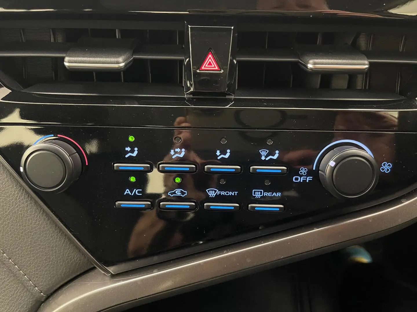 2024 Toyota Camry Gallery Image 26