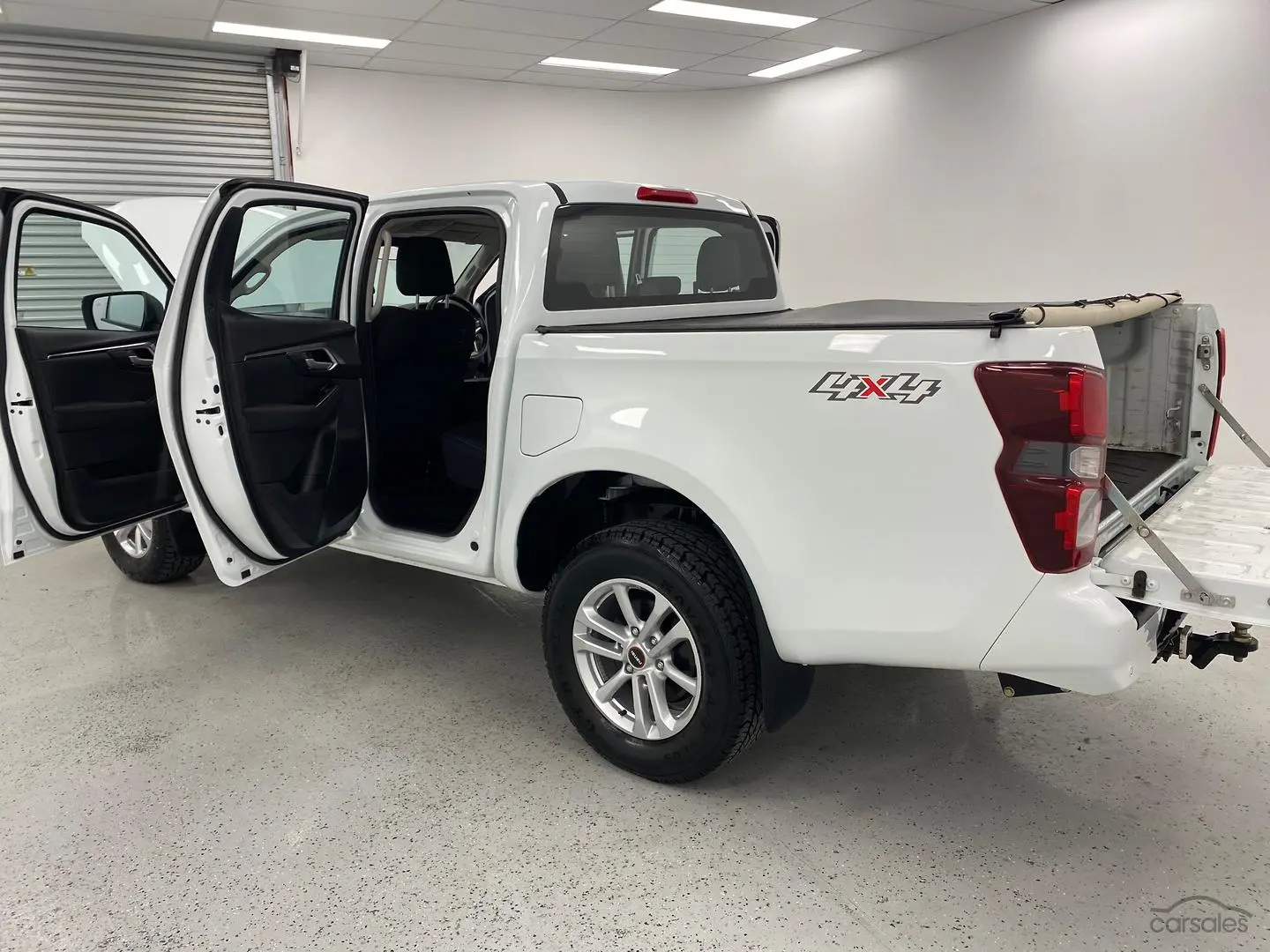 2021 Isuzu D-MAX Image 13