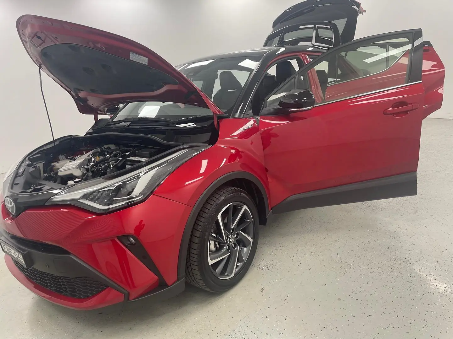 2021 Toyota C-Hr Gallery Image 14