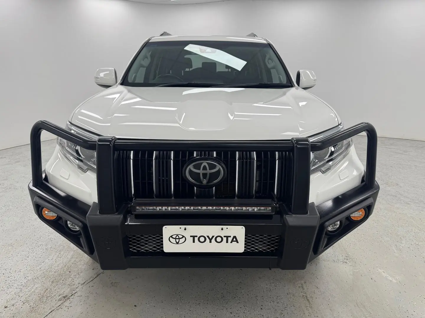 2020 Toyota Landcruiser Prado Gallery Image 33