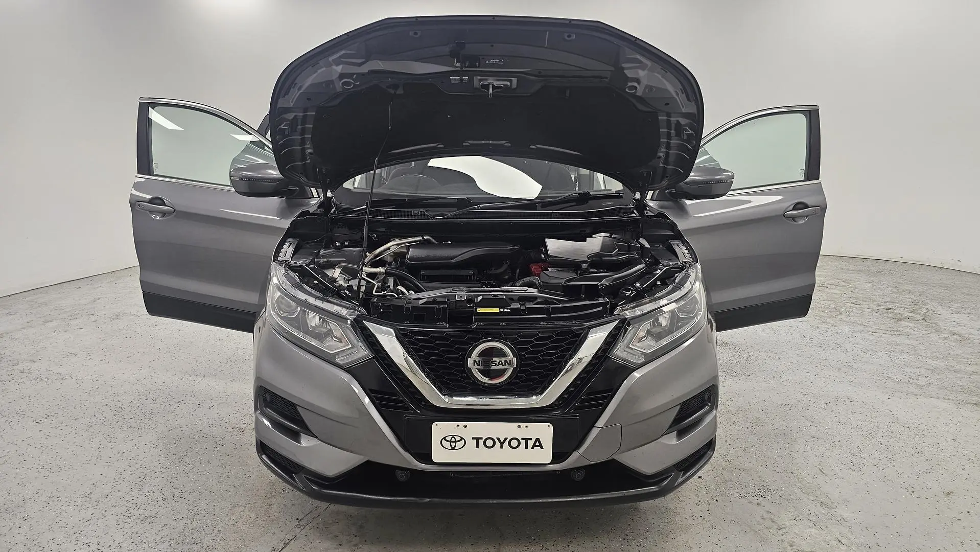 2018 Nissan QASHQAI Gallery Image 25