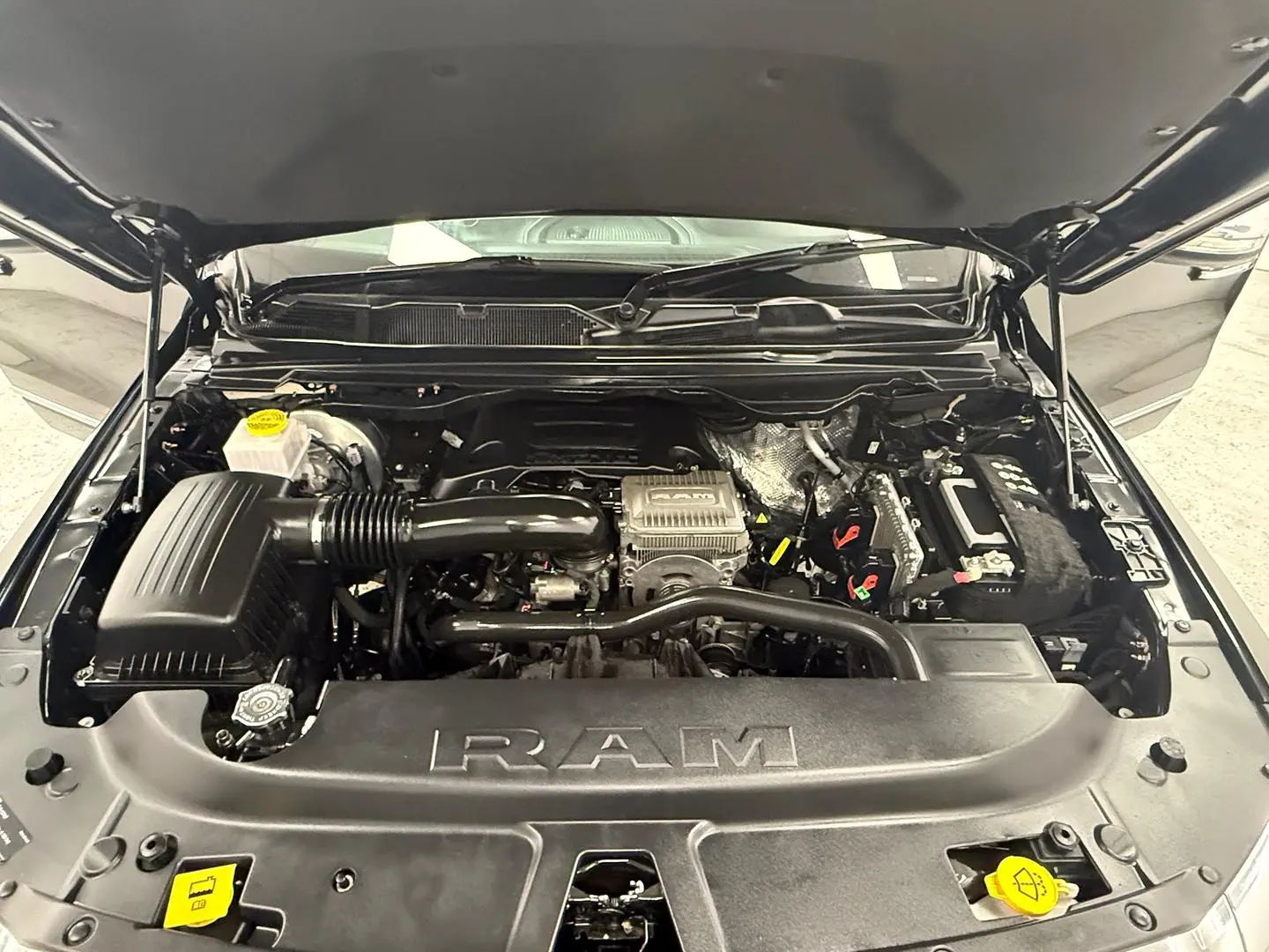 2021 RAM 1500 Gallery Image 20