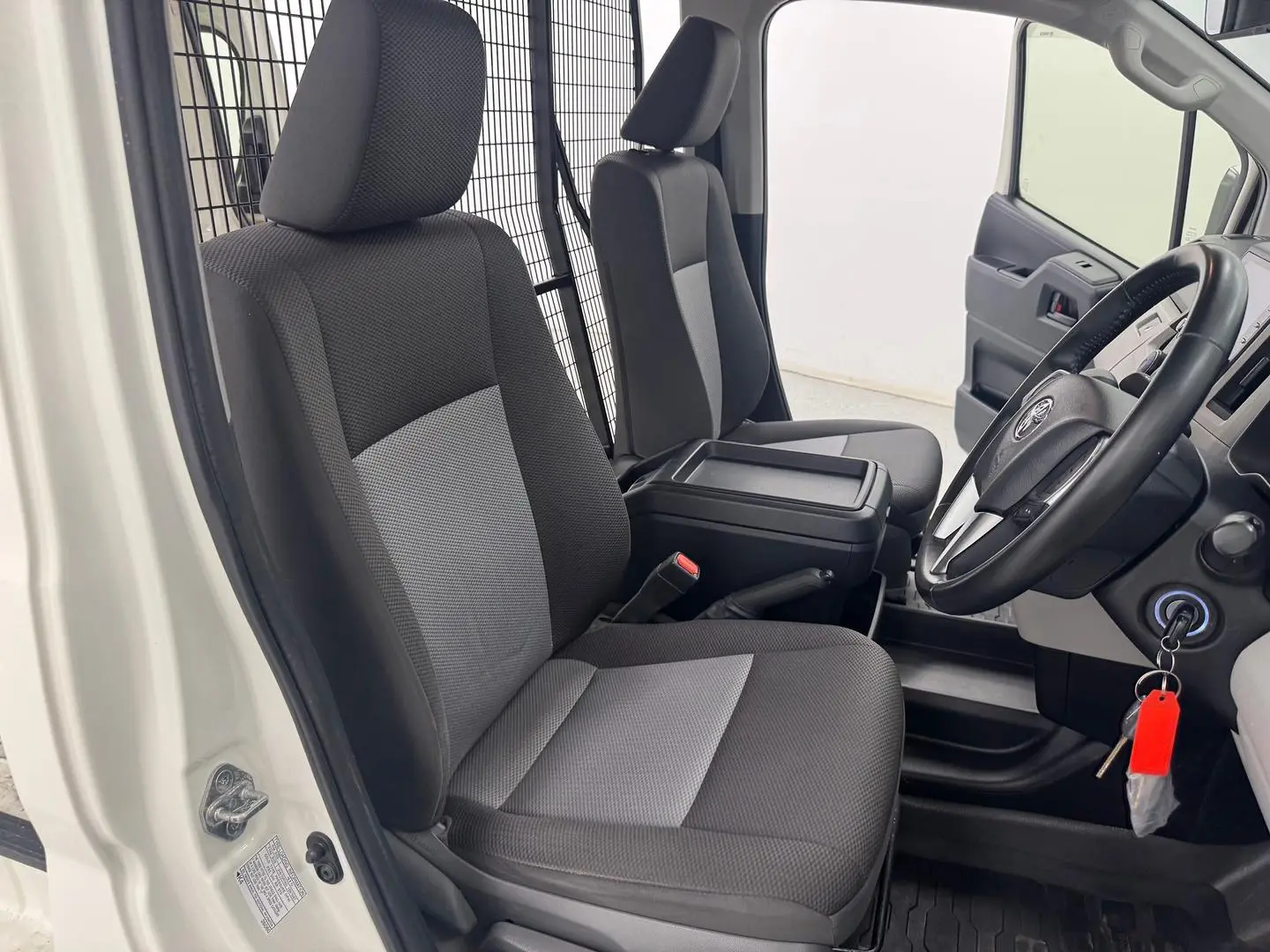 2023 Toyota Hiace Gallery Image 25