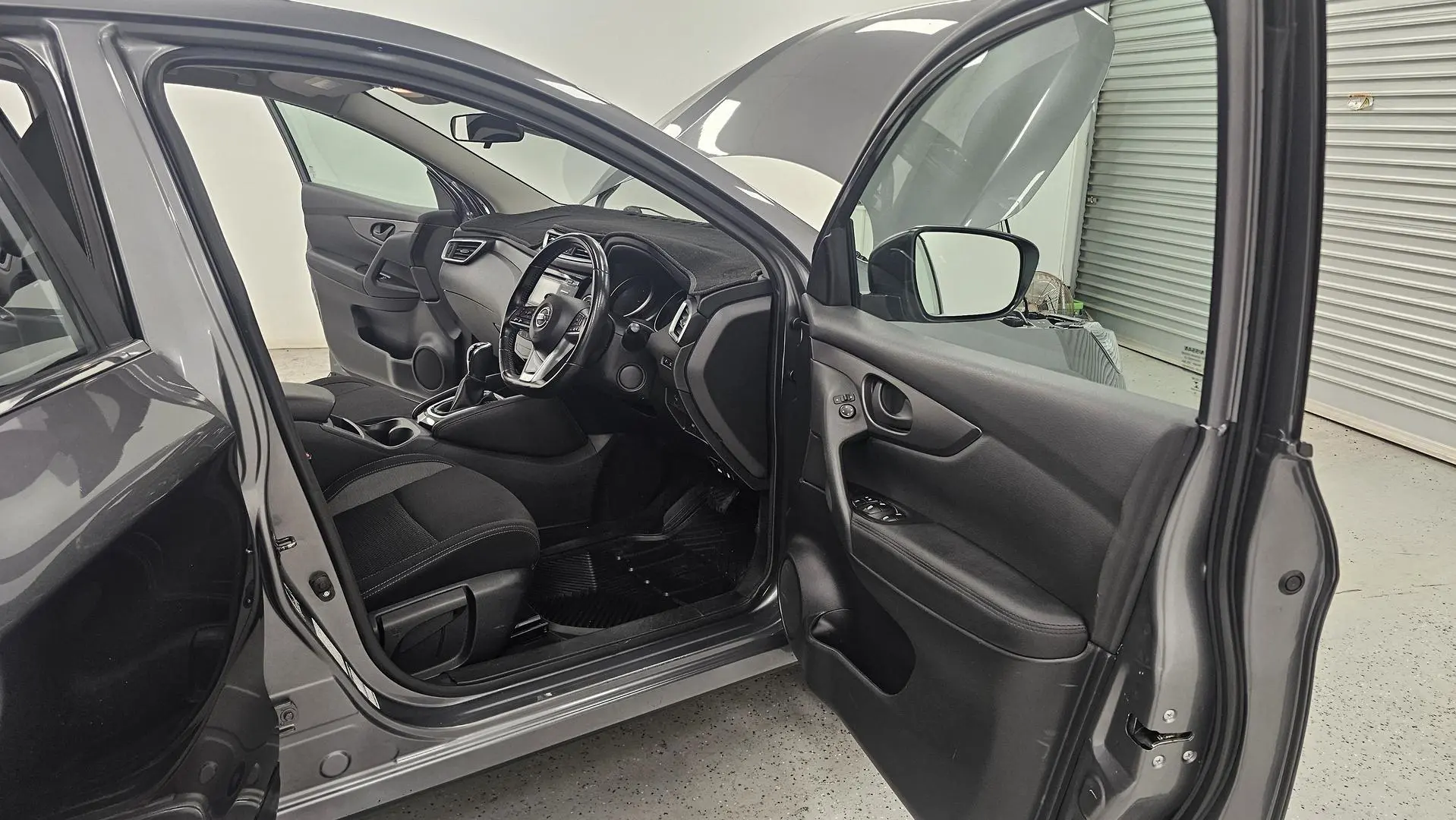 2018 Nissan QASHQAI Gallery Image 22