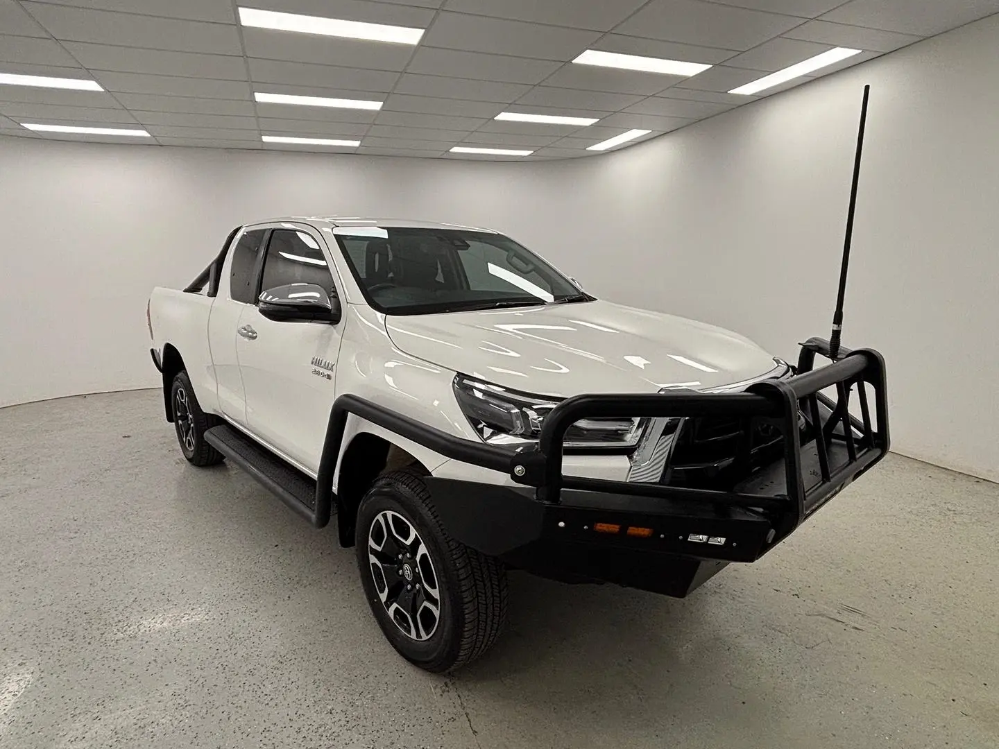 2022 Toyota Hilux Gallery Image 1