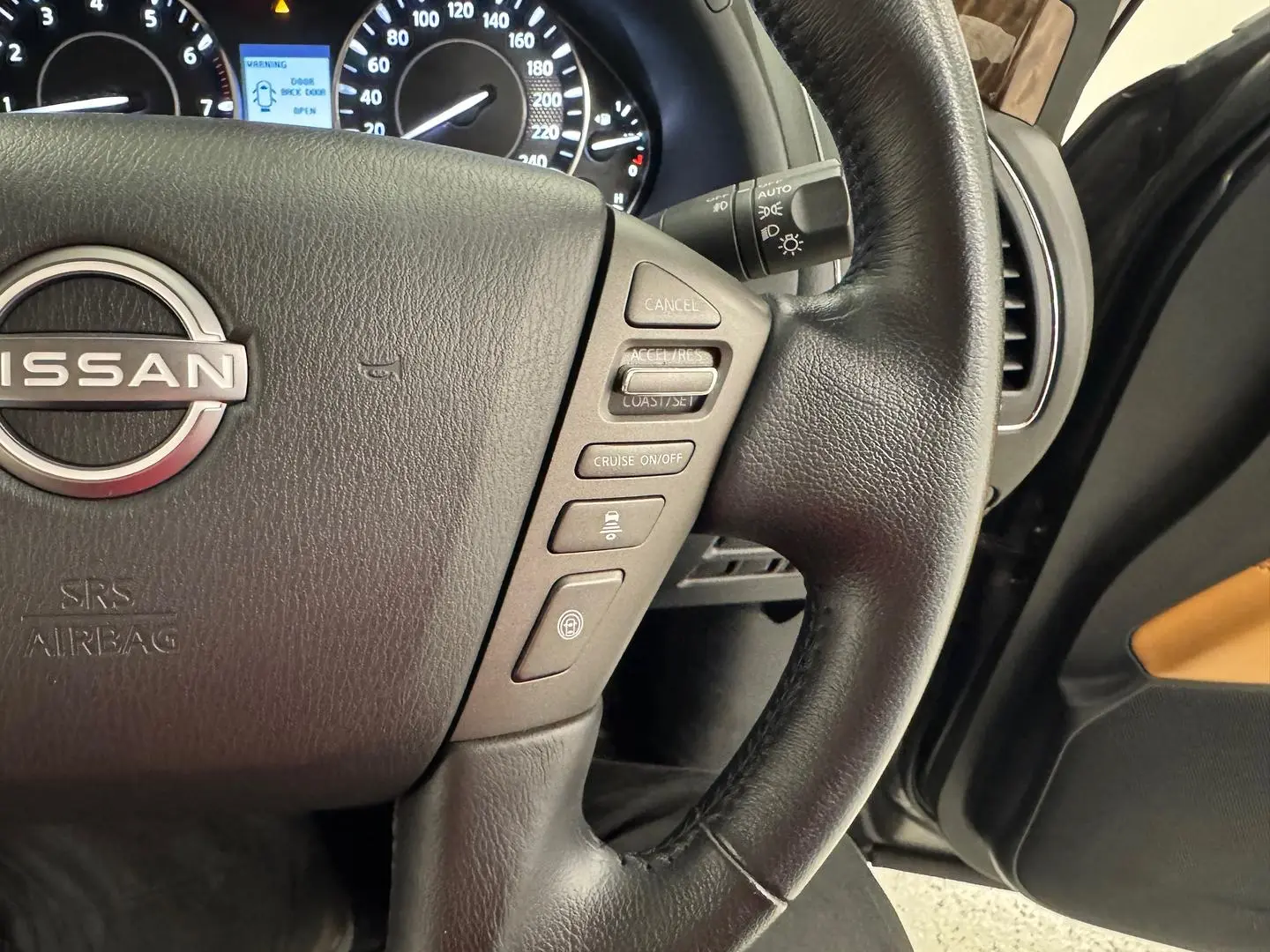 2021 Nissan Patrol Gallery Image 21