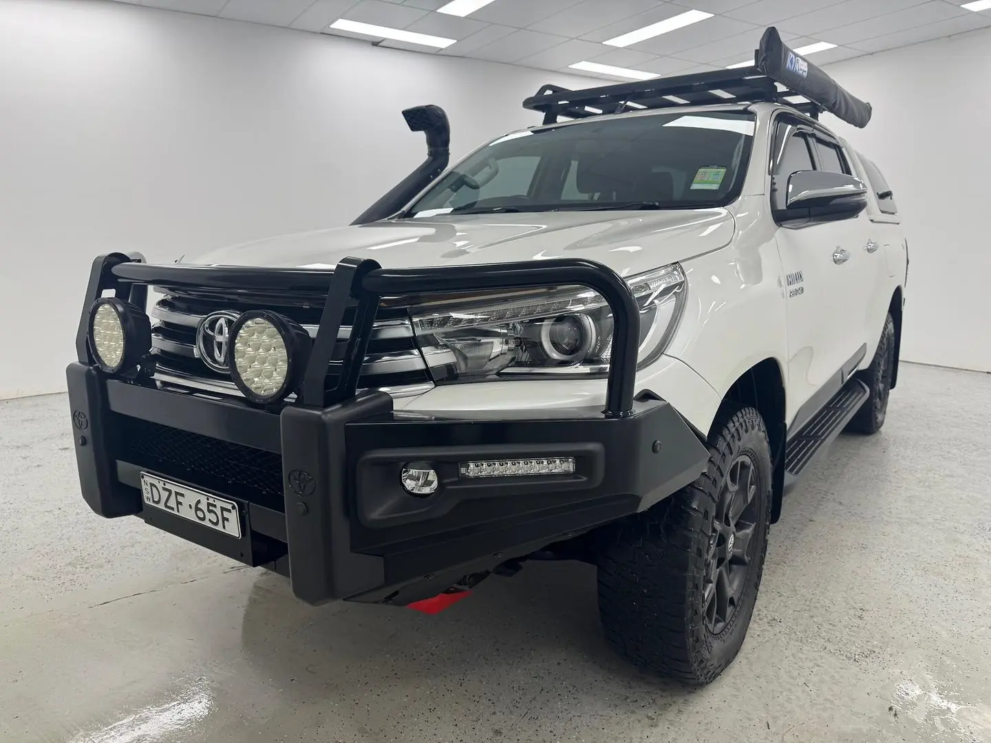2018 Toyota Hilux Gallery Image 7