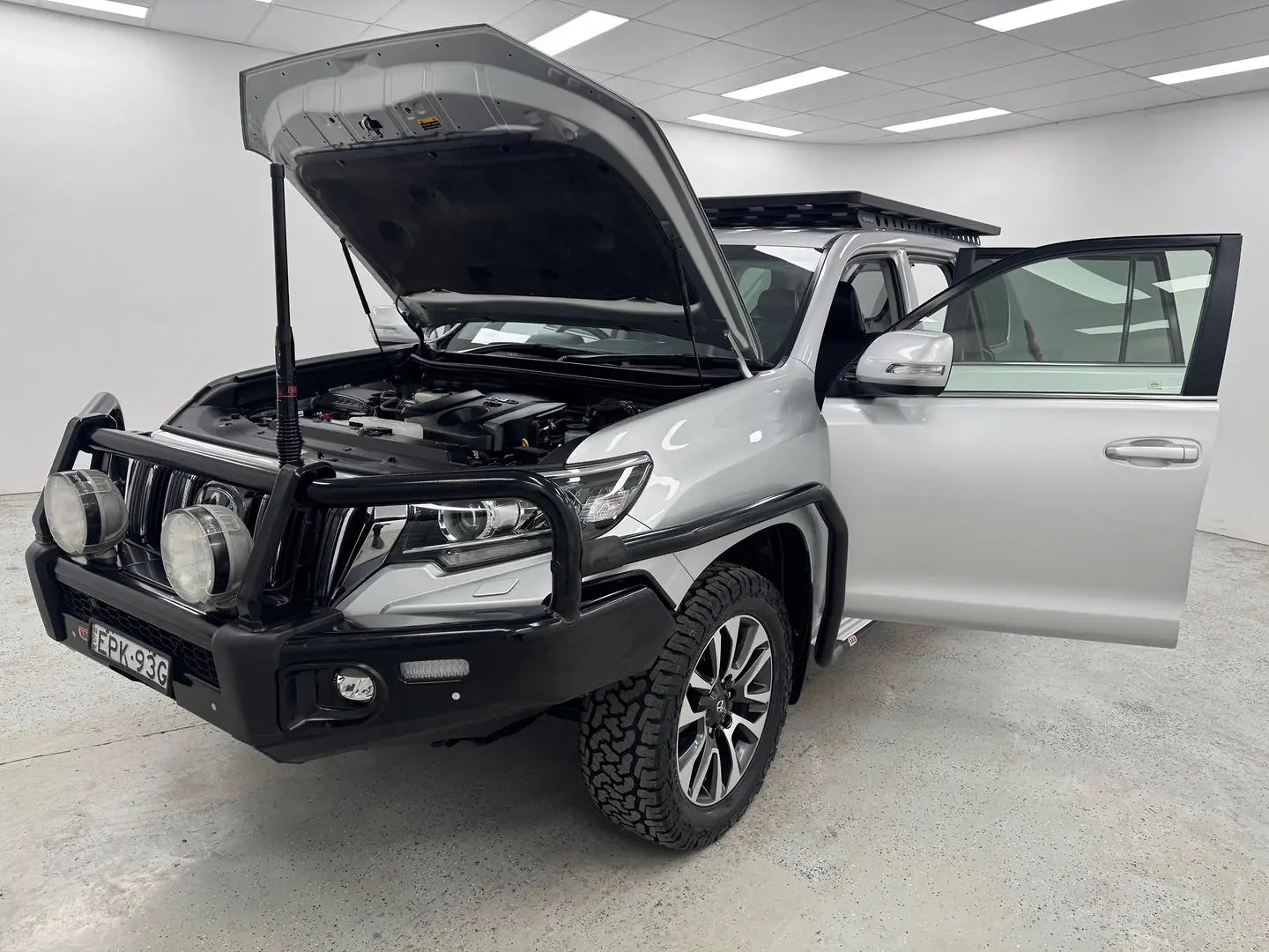 2021 Toyota Landcruiser Prado Gallery Image 12