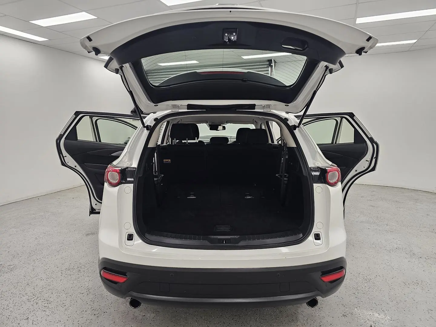 2022 Mazda CX-9 Gallery Image 16