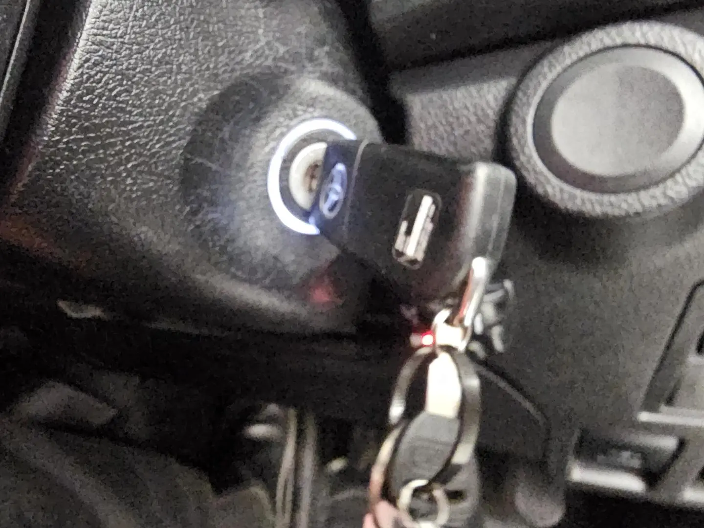 2022 Toyota Hilux Gallery Image 39