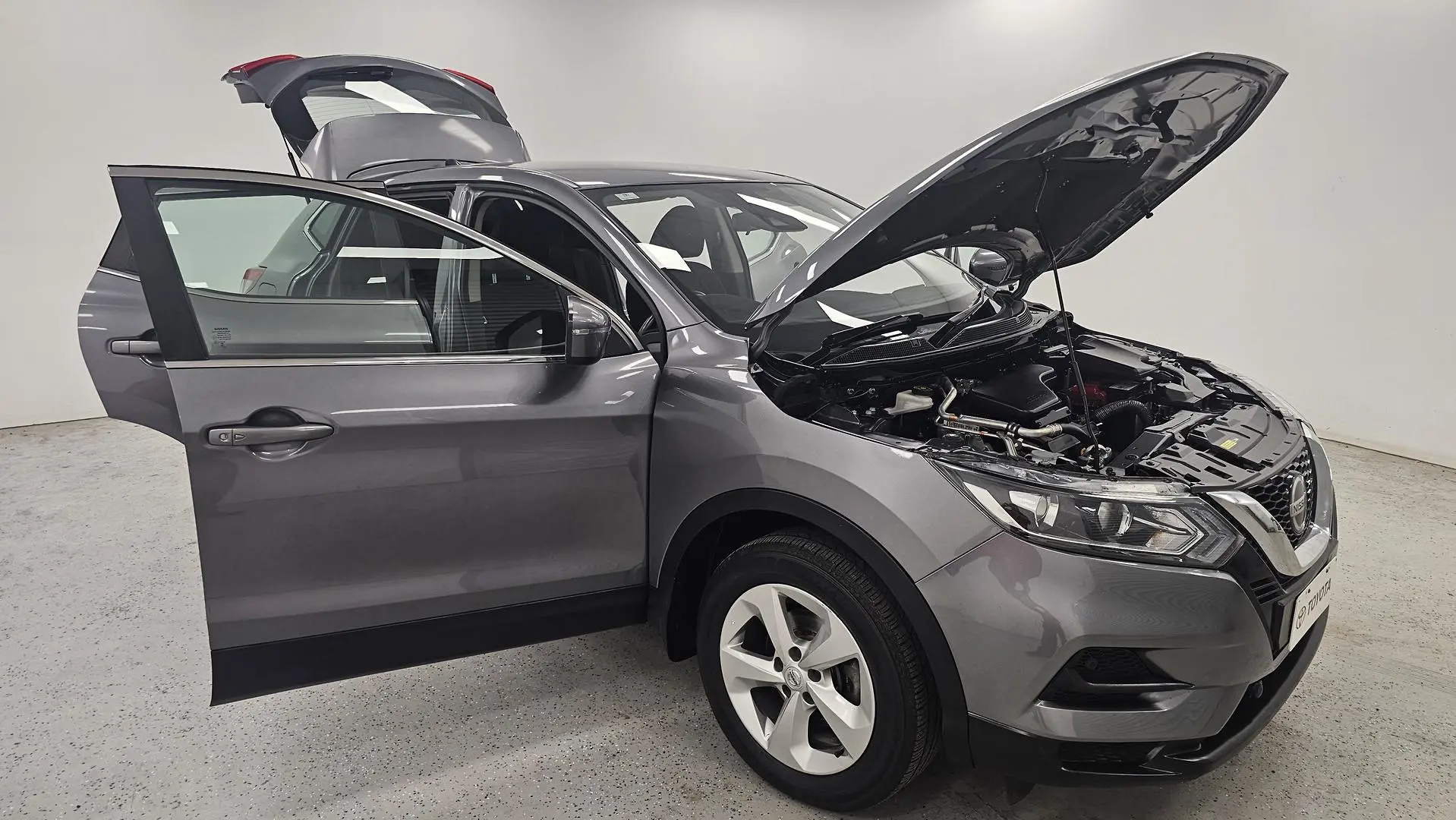 2018 Nissan QASHQAI Gallery Image 24