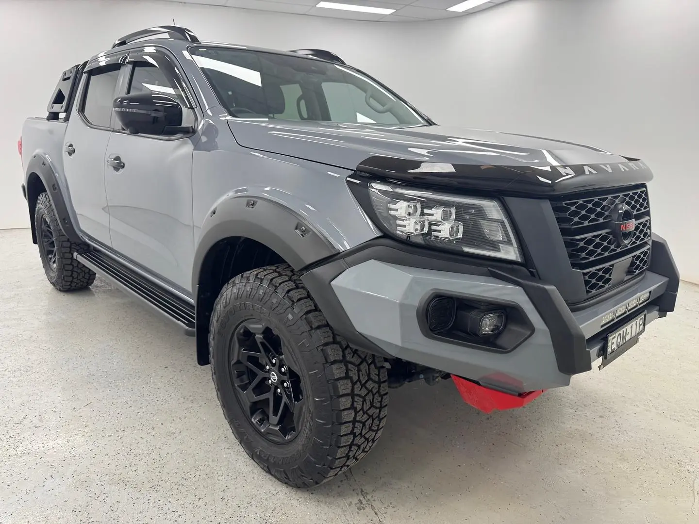 2021 Nissan Navara Gallery Image 1