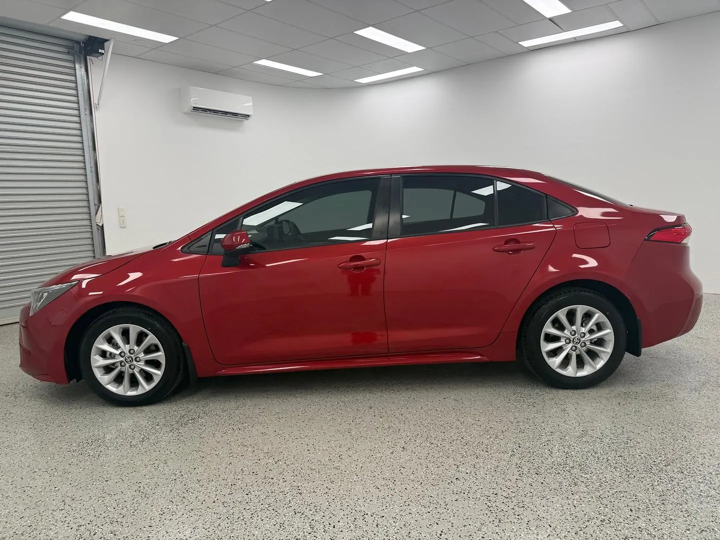 2020 Toyota Corolla Gallery Image 6