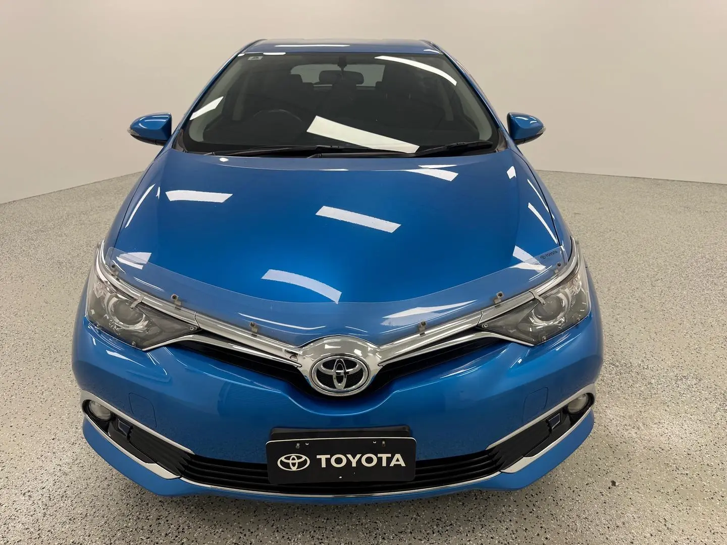 2017 Toyota Corolla Gallery Image 31