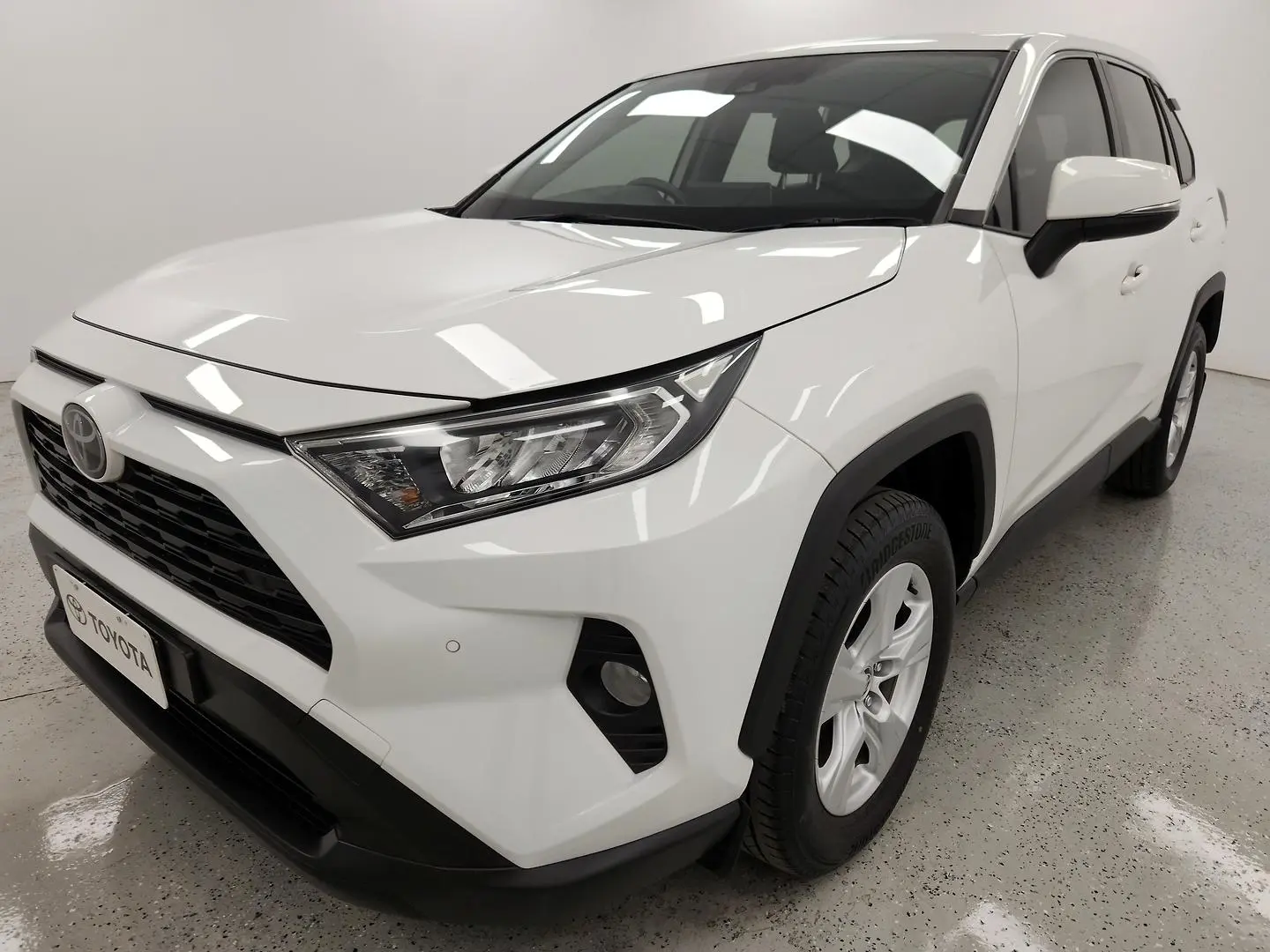 2020 Toyota RAV4 Gallery Image 7
