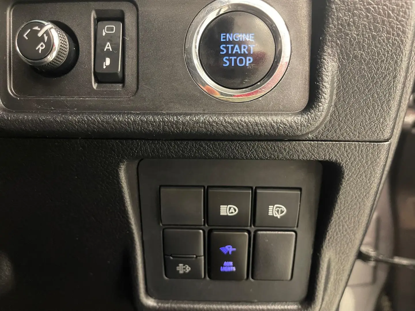 2021 Toyota Landcruiser Prado Gallery Image 22