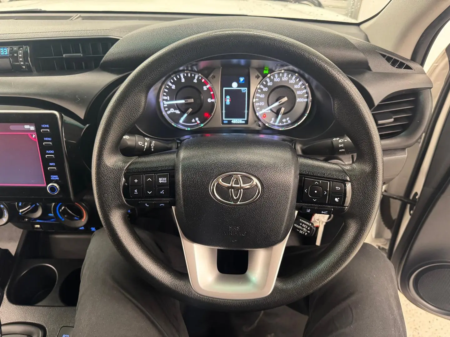 2022 Toyota Hilux Gallery Image 19