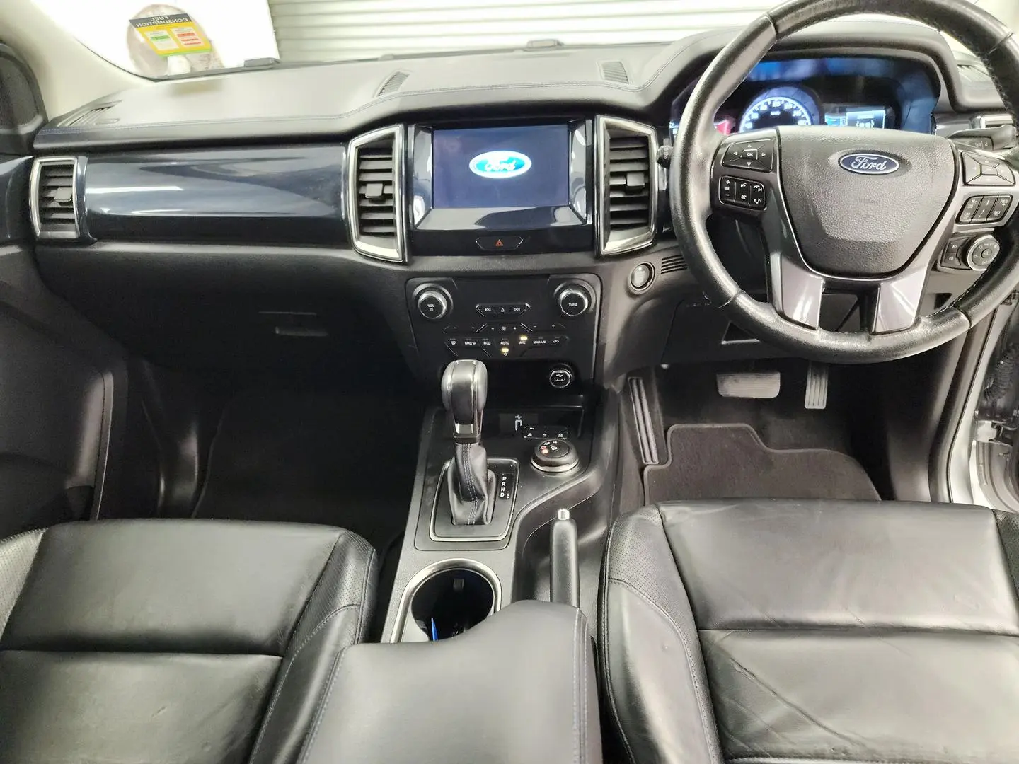 2021 Ford Everest Gallery Image 27