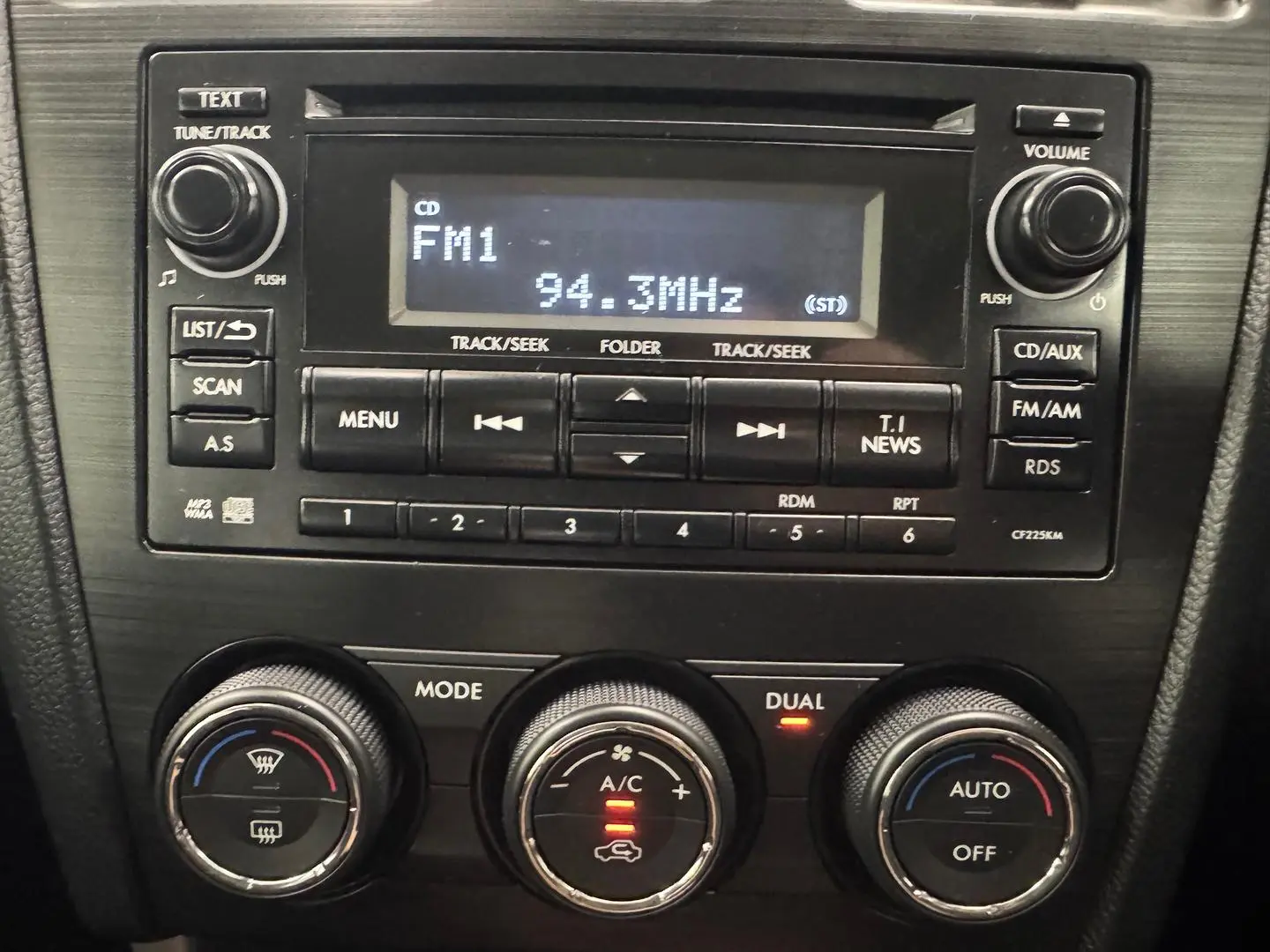 2014 Subaru Forester Gallery Image 24