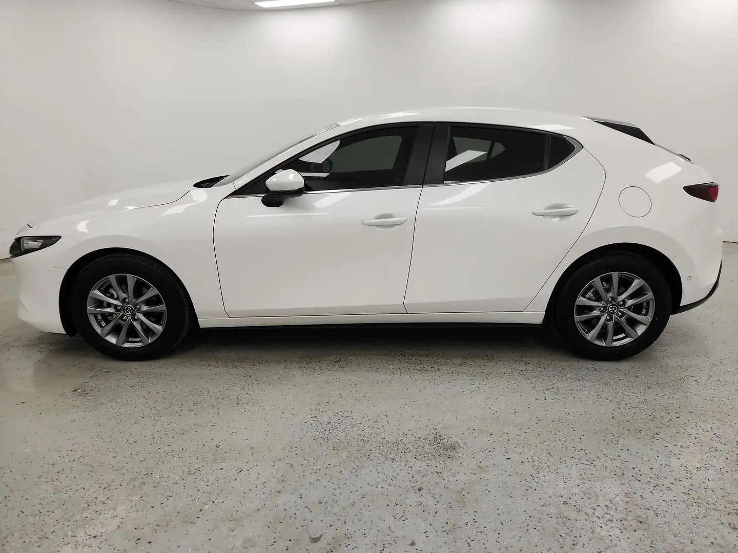 2020 Mazda 3 Gallery Image 6