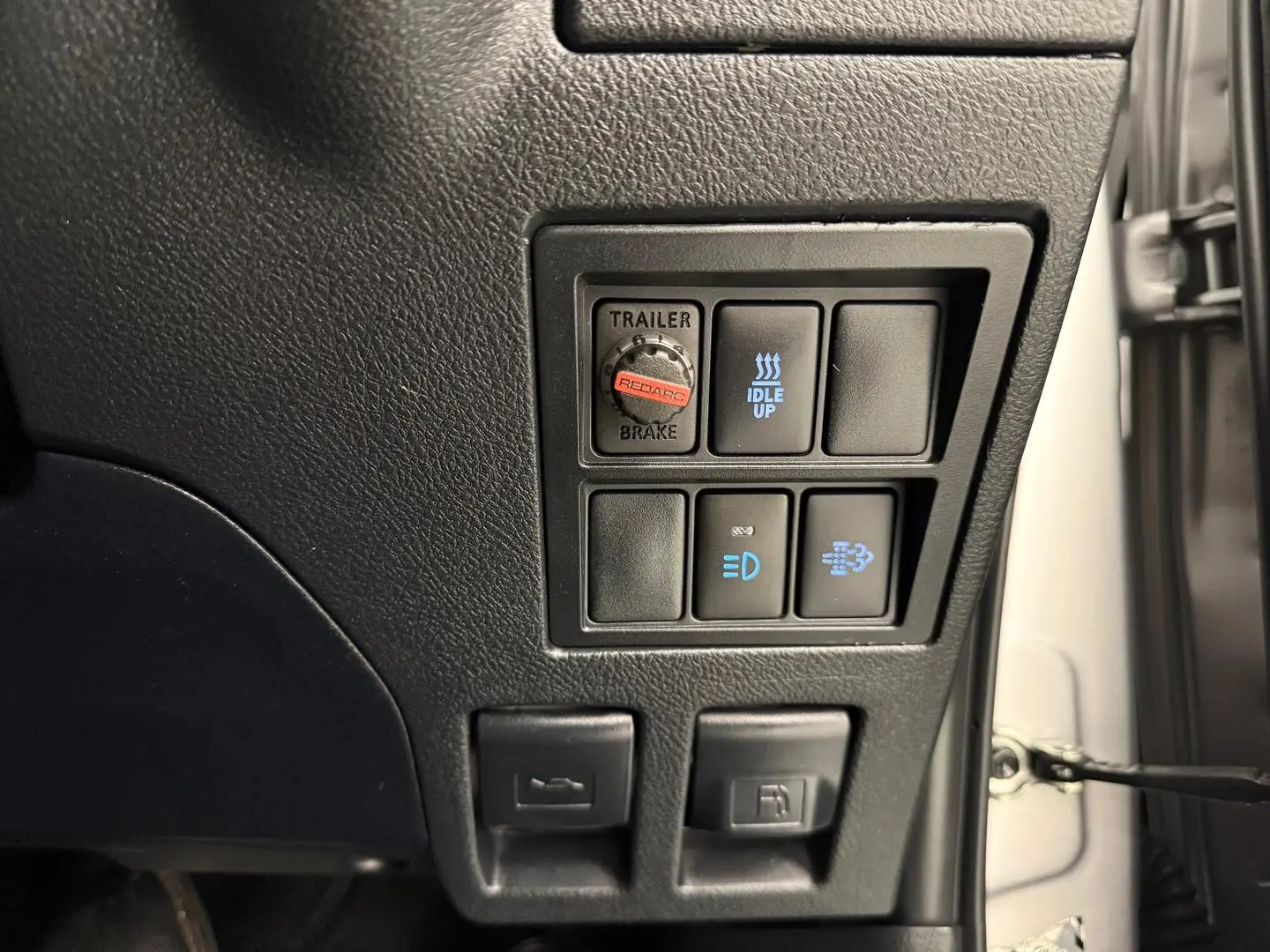 2018 Toyota Hilux Gallery Image 27