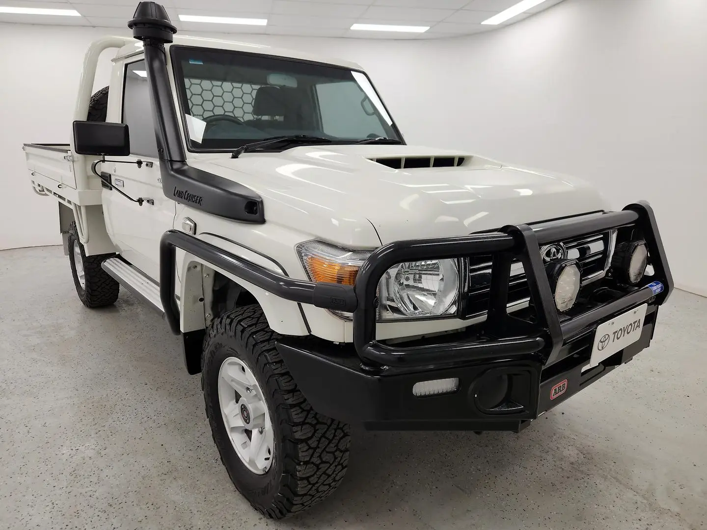 2022 Toyota Landcruiser Gallery Image 1