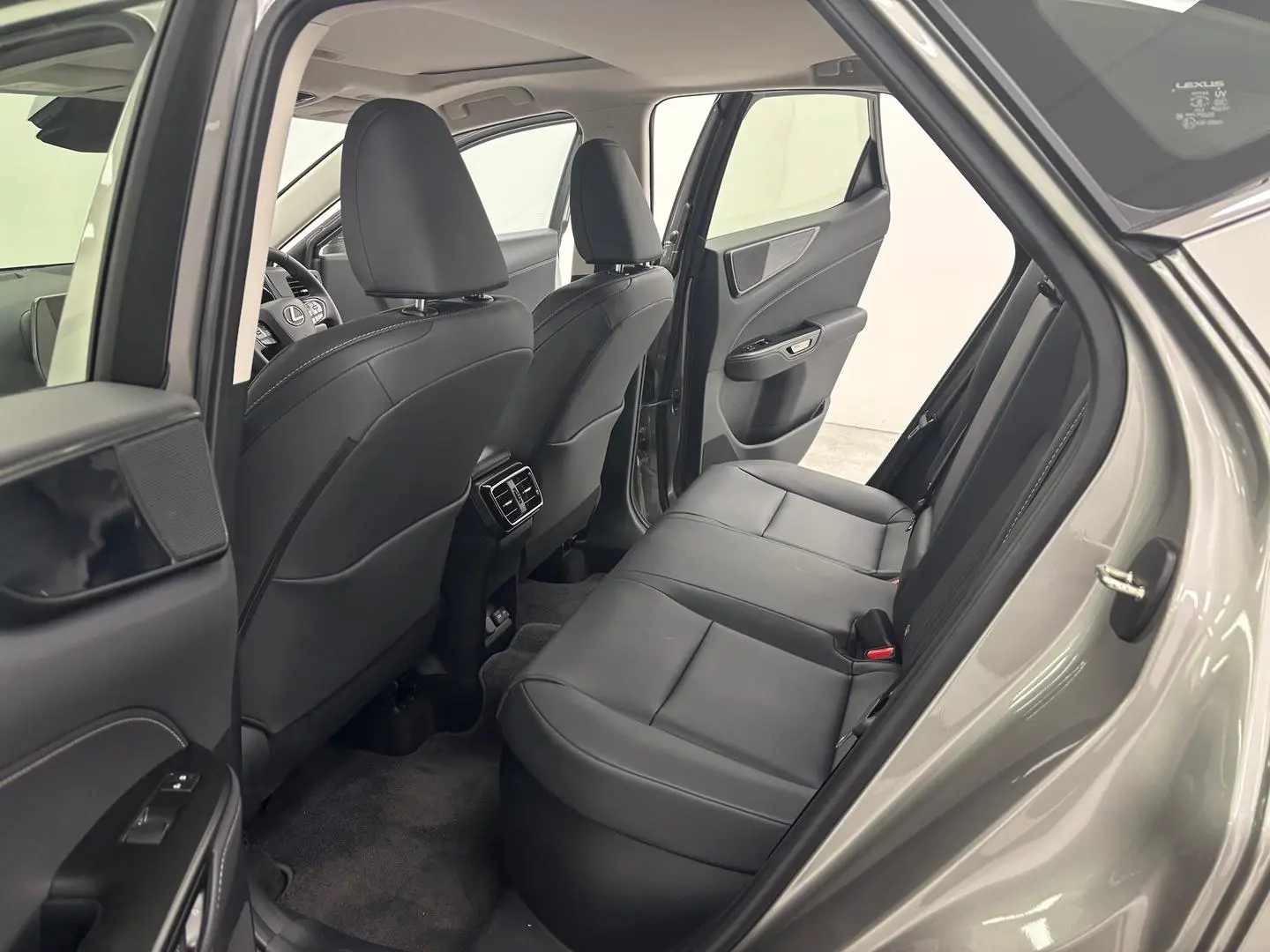 2025 Lexus NX Gallery Image 19