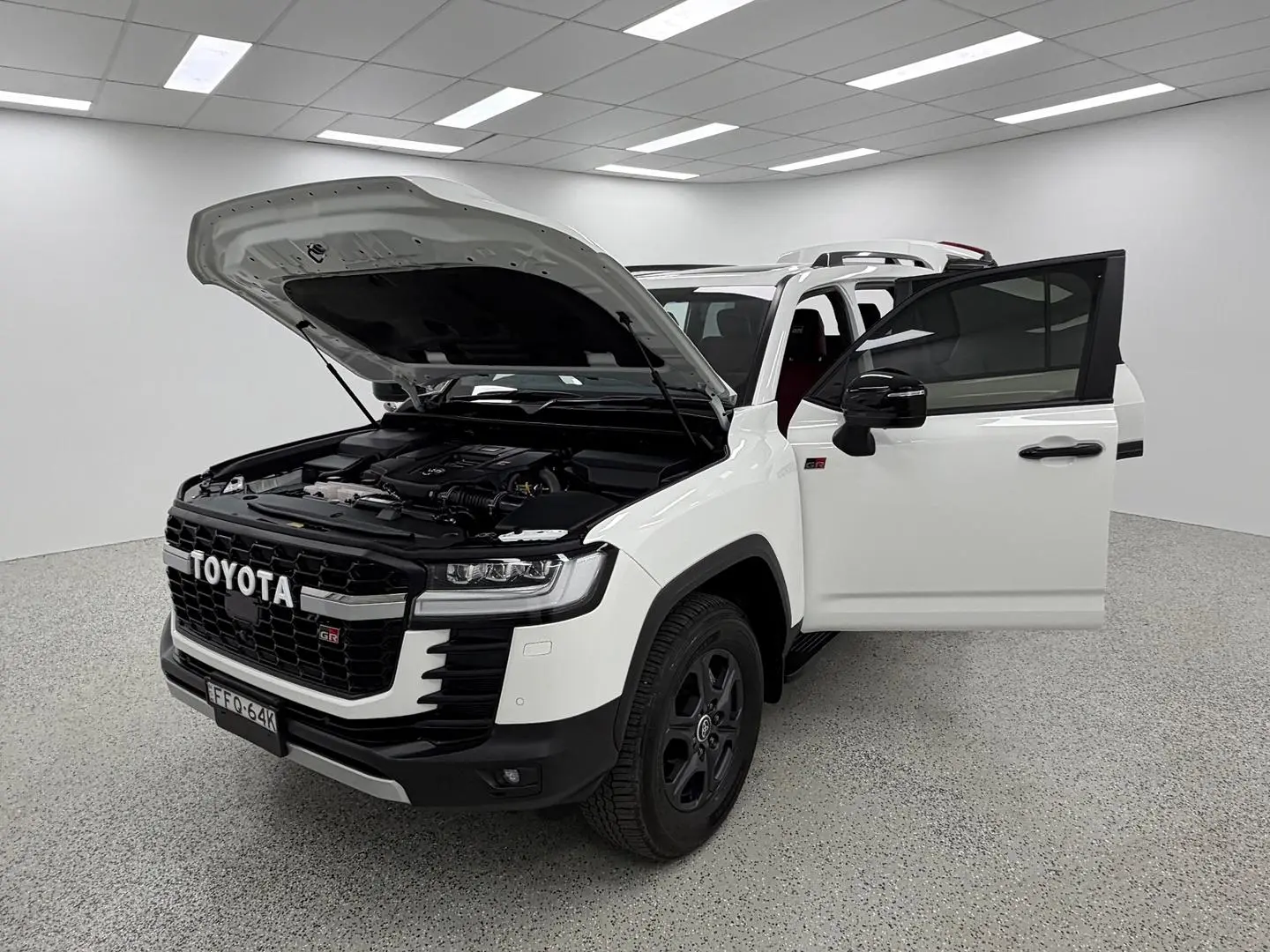 2024 Toyota Landcruiser Gallery Image 11