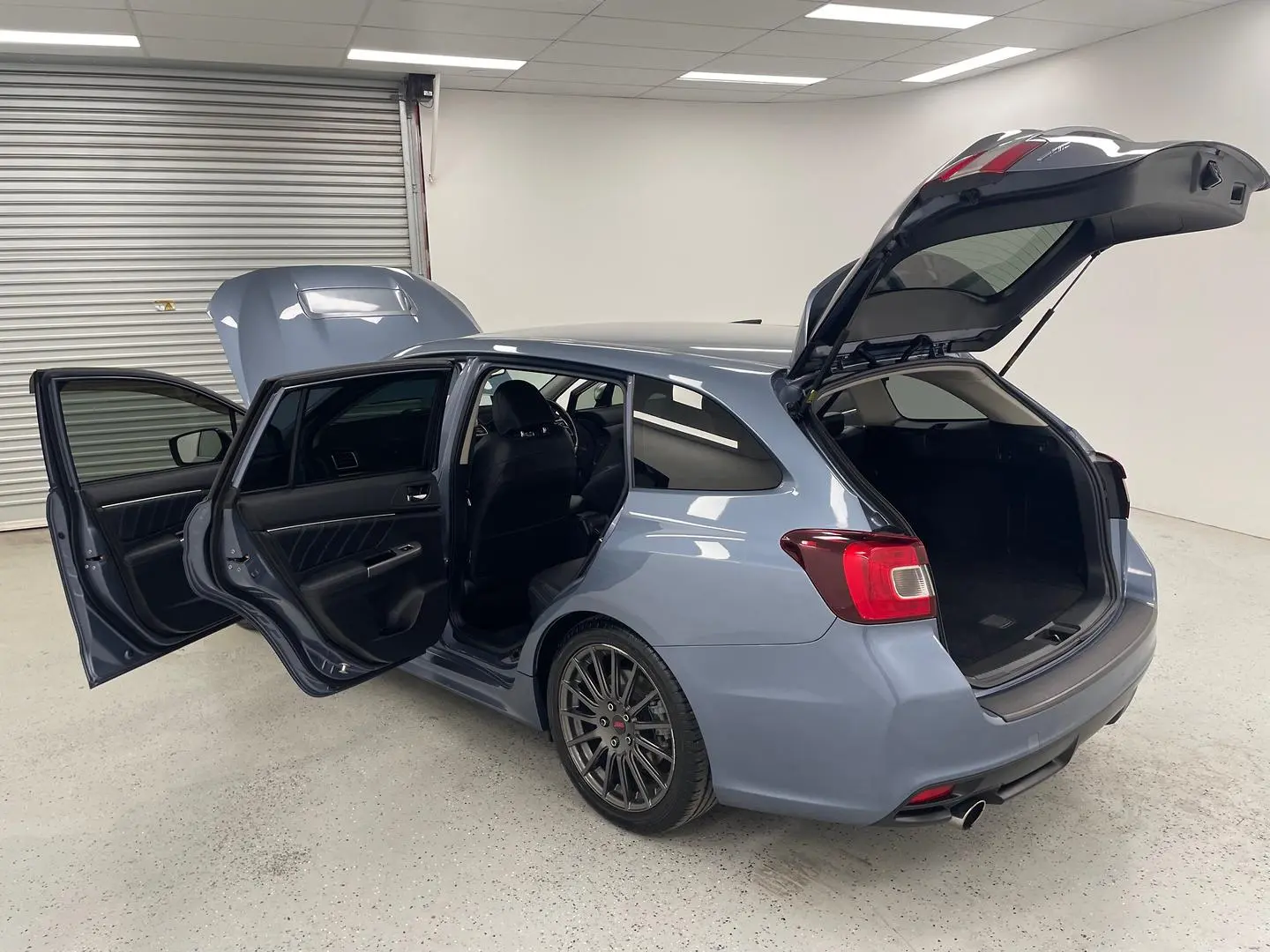 2017 Subaru Levorg Gallery Image 12