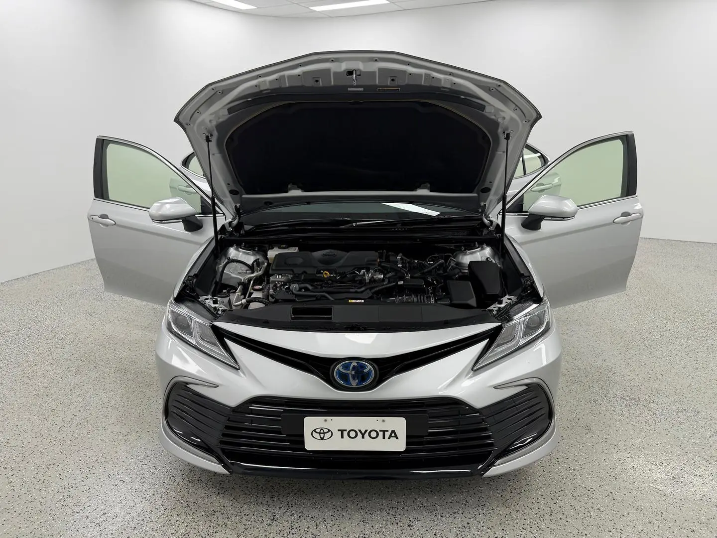 2024 Toyota Camry Gallery Image 12