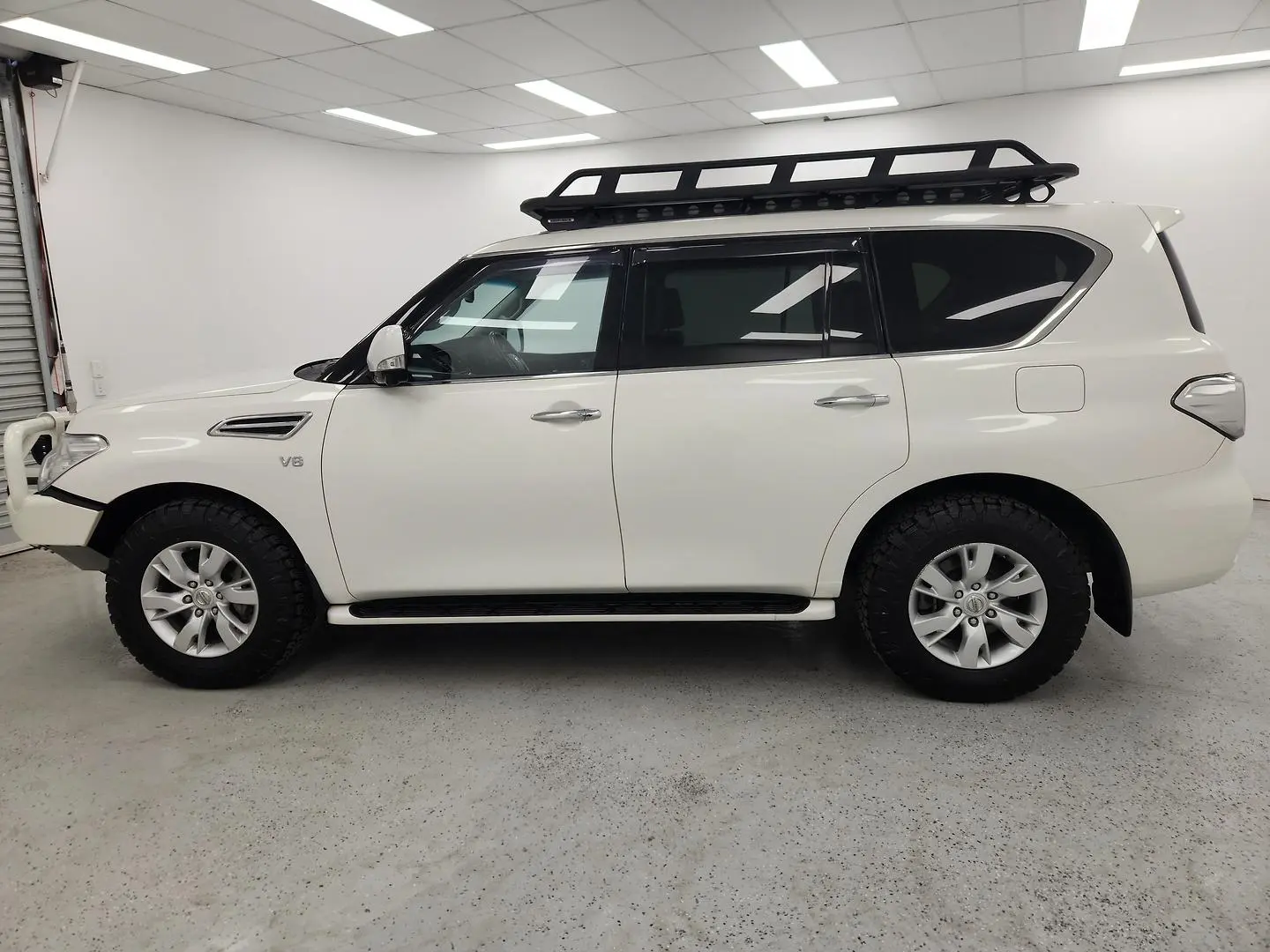 2016 Nissan Patrol Gallery Image 6