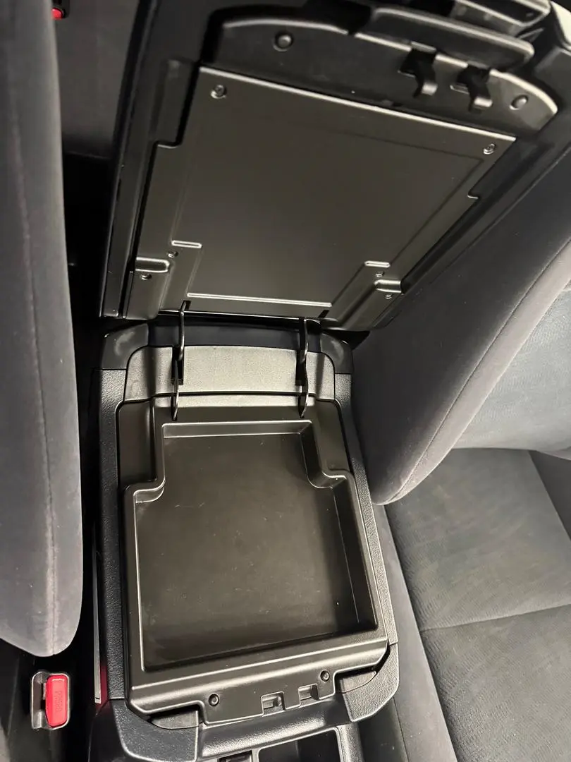 2021 Toyota Landcruiser Prado Gallery Image 36