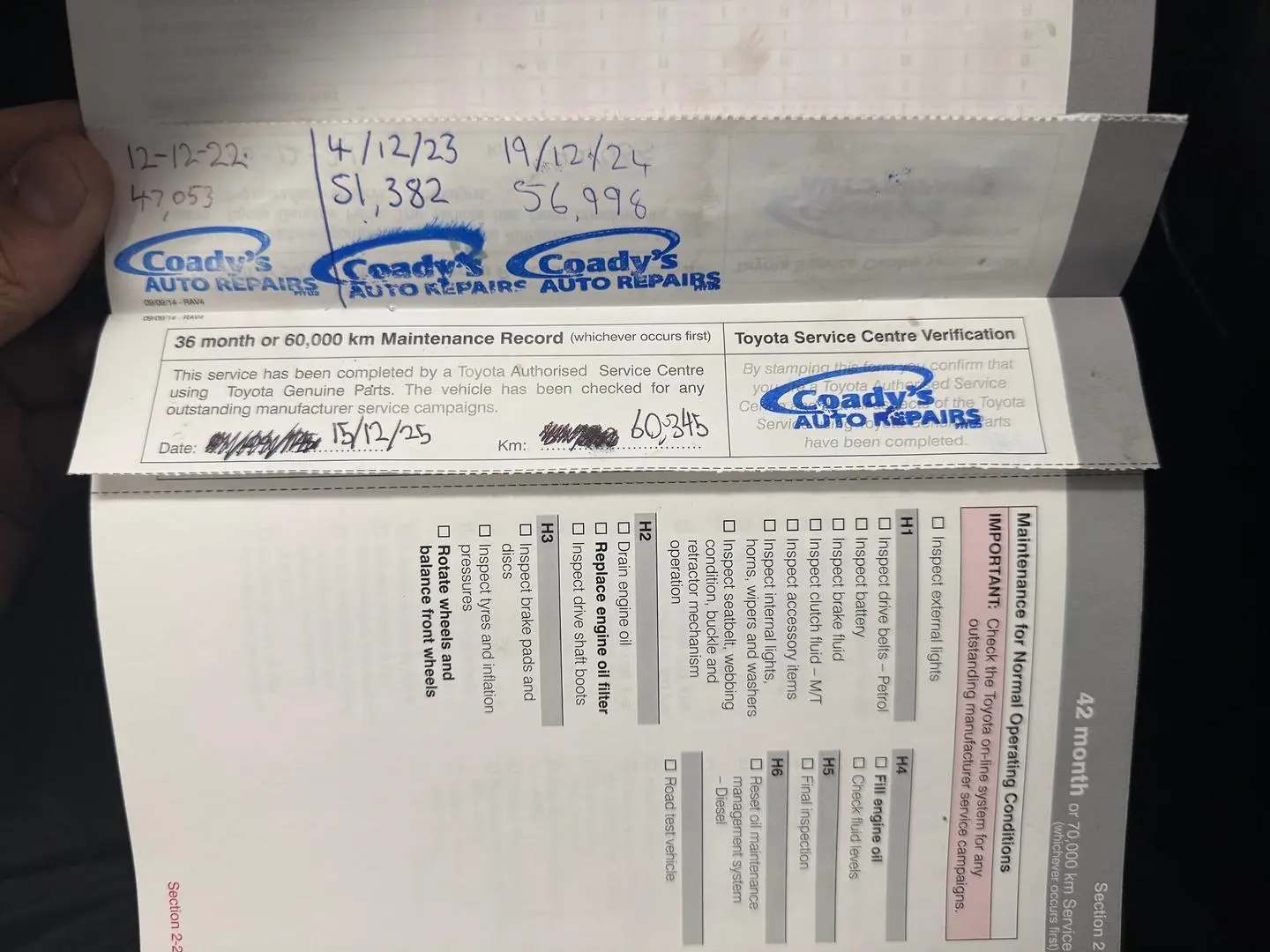 2014 Toyota RAV4 Gallery Image 30