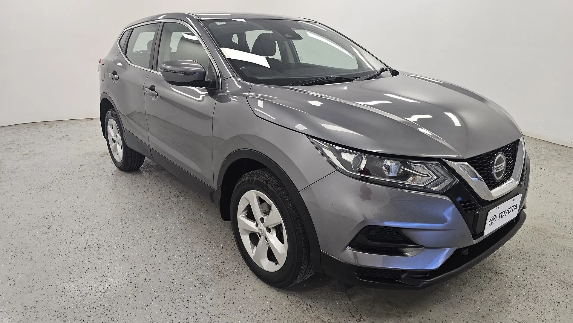2018 Nissan QASHQAI Gallery Image 1