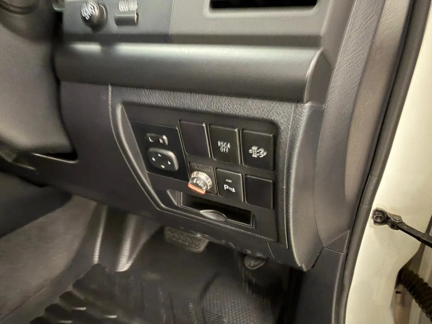 2020 Toyota Landcruiser Gallery Image 20