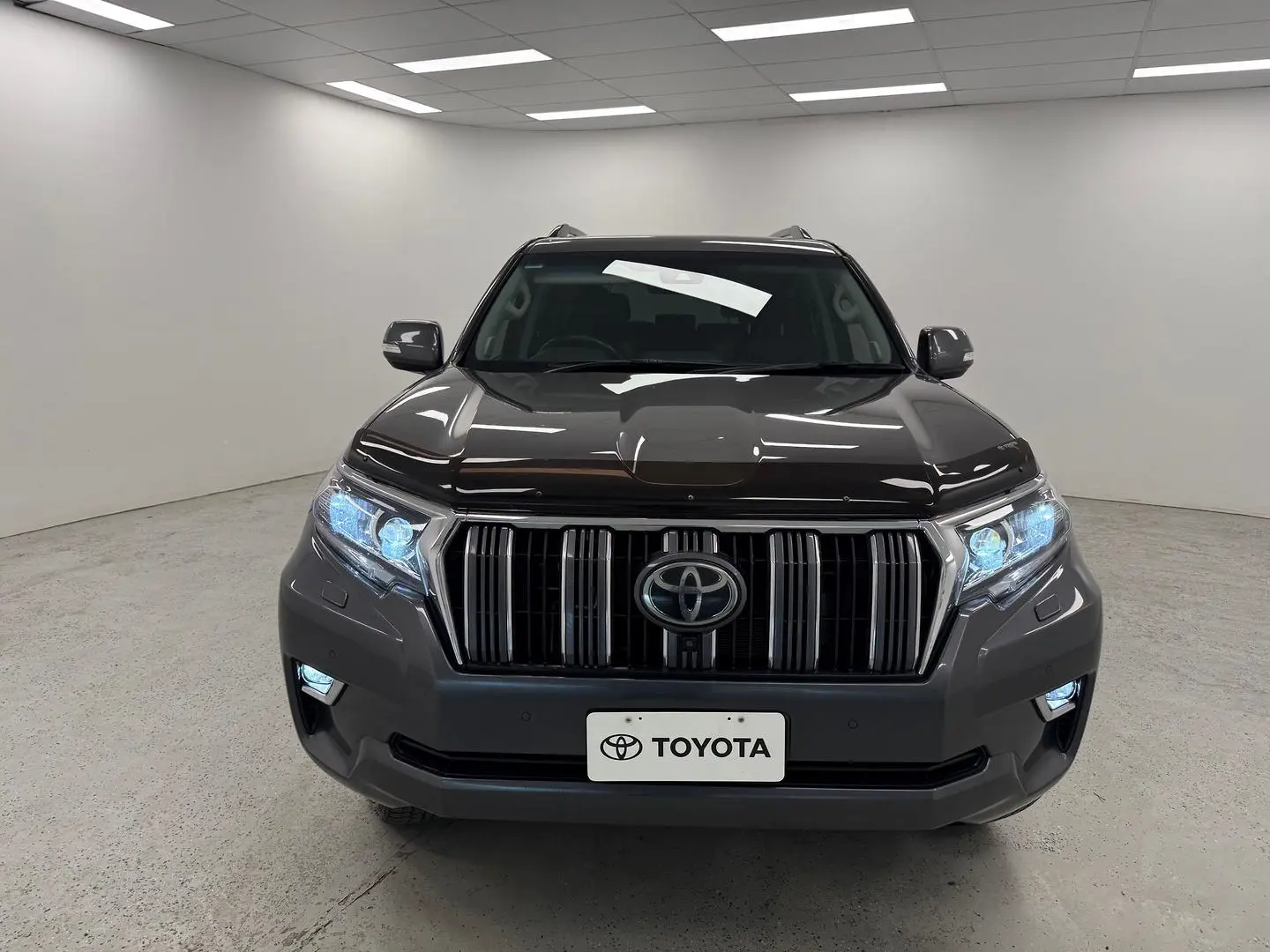 2021 Toyota Landcruiser Prado Gallery Image 34