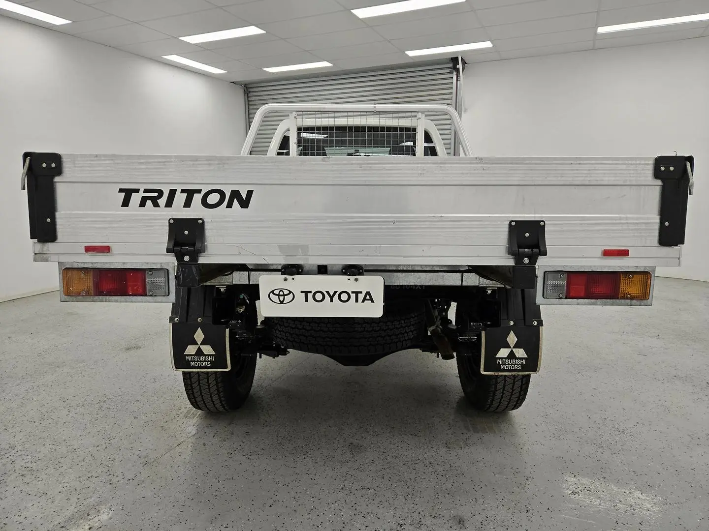 2021 Mitsubishi Triton Gallery Image 4
