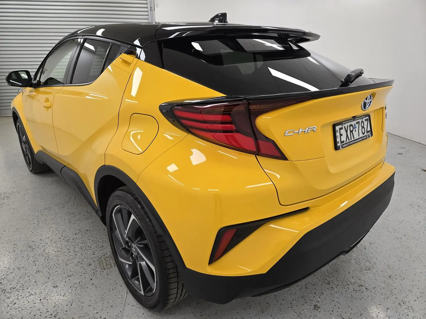 2022 Toyota C-HR Gallery Image 5