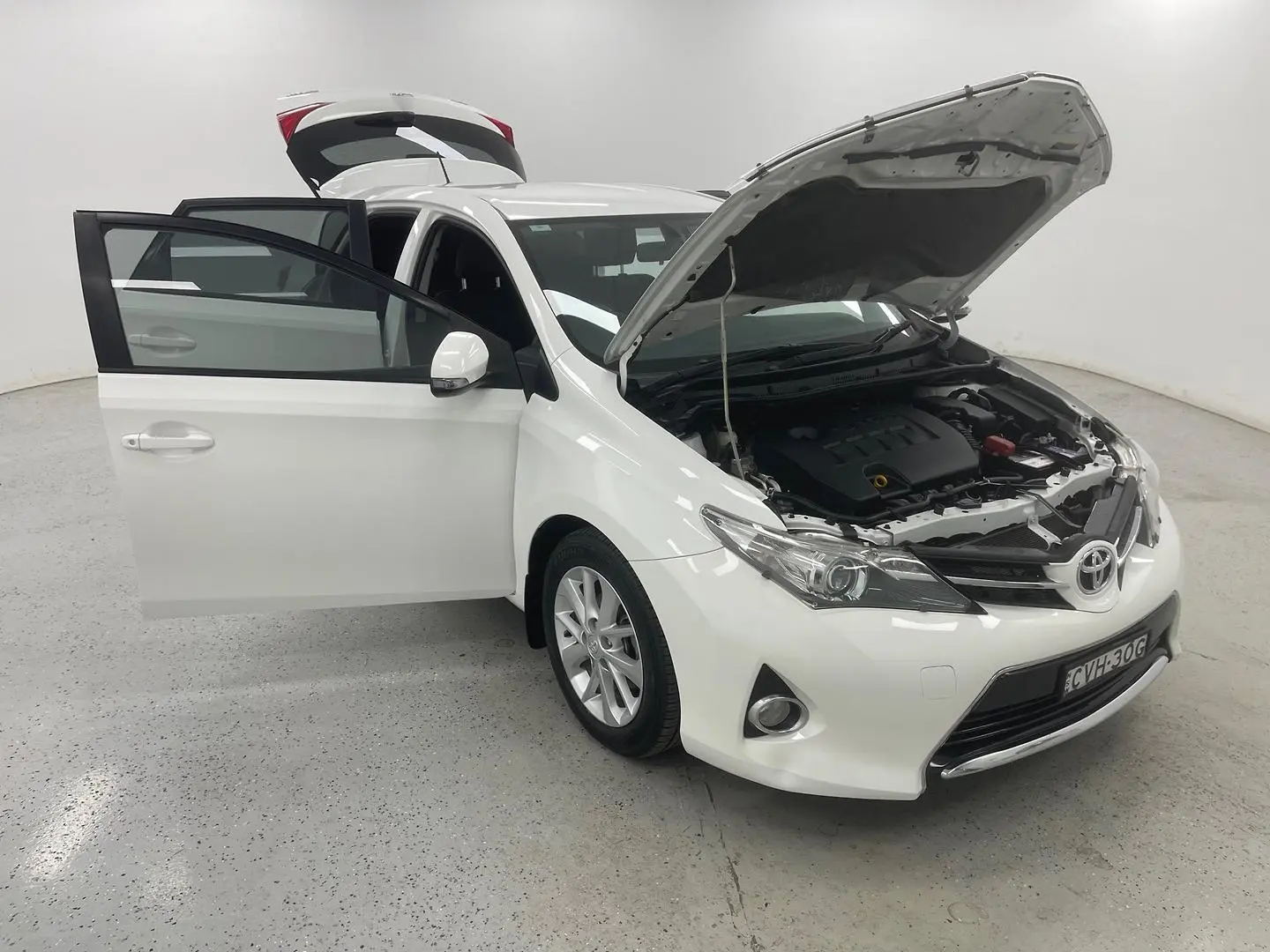 2014 Toyota Corolla Gallery Image 8