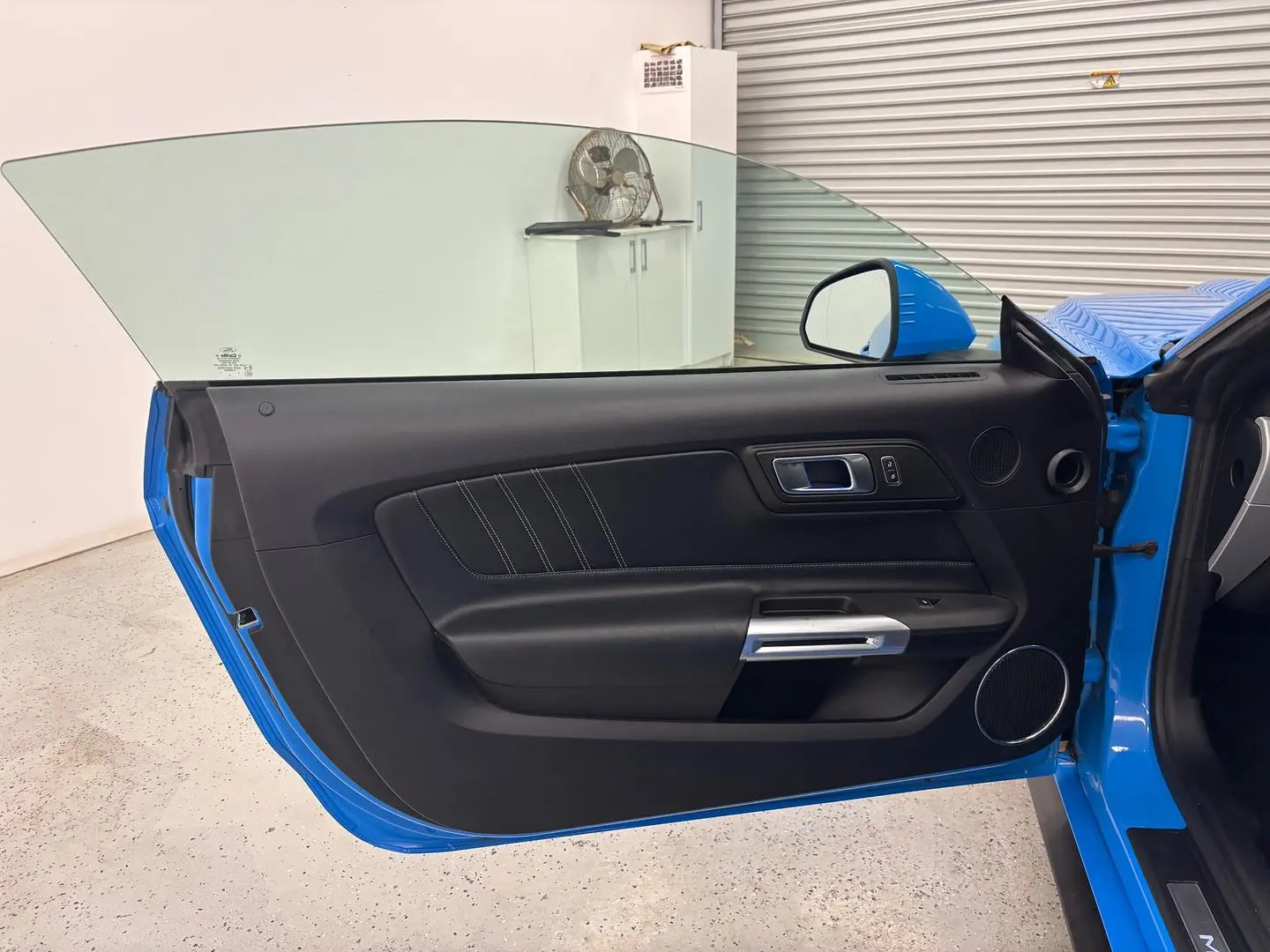 2017 Ford Mustang Gallery Image 32