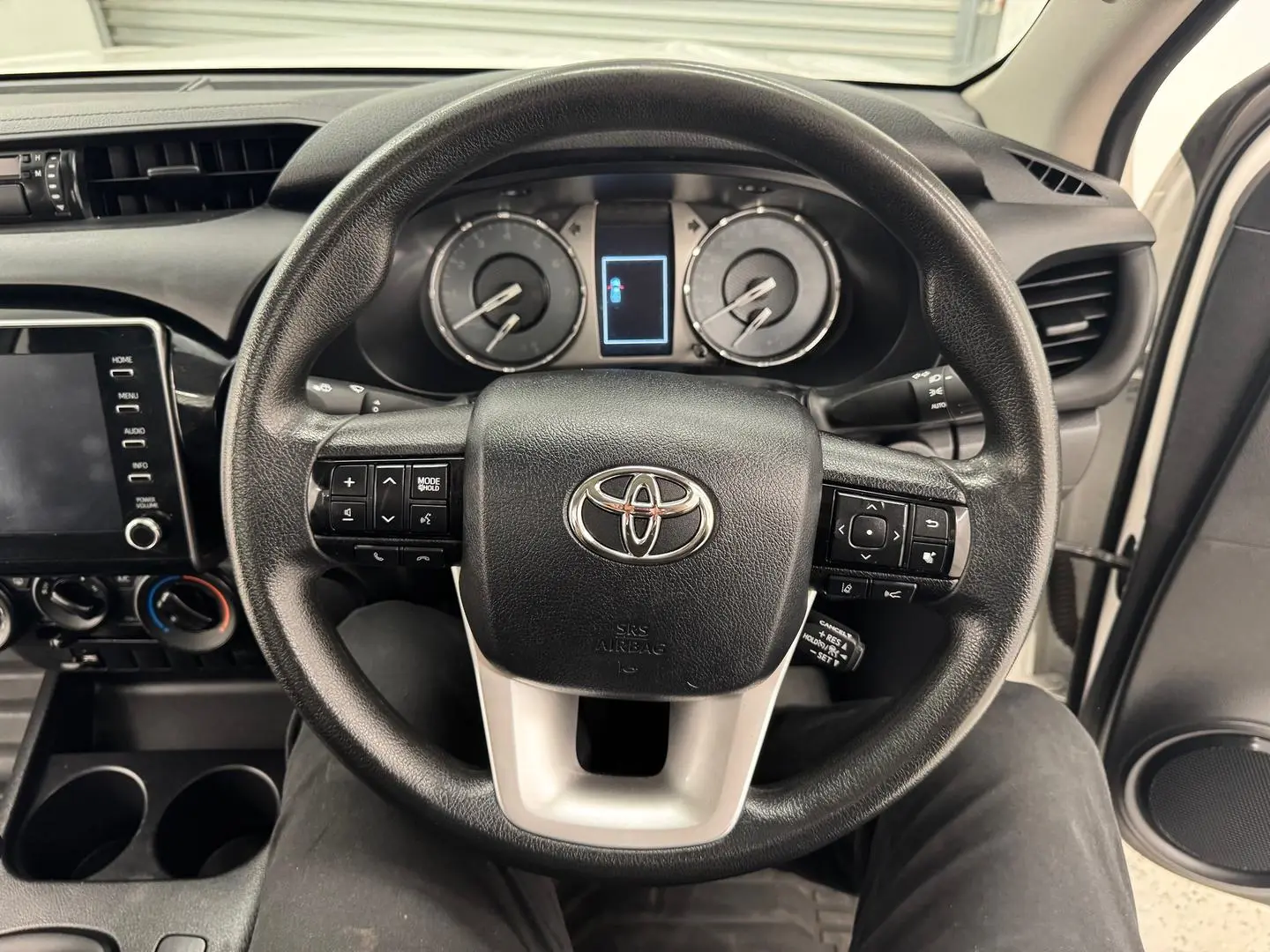 2023 Toyota Hilux Gallery Image 19
