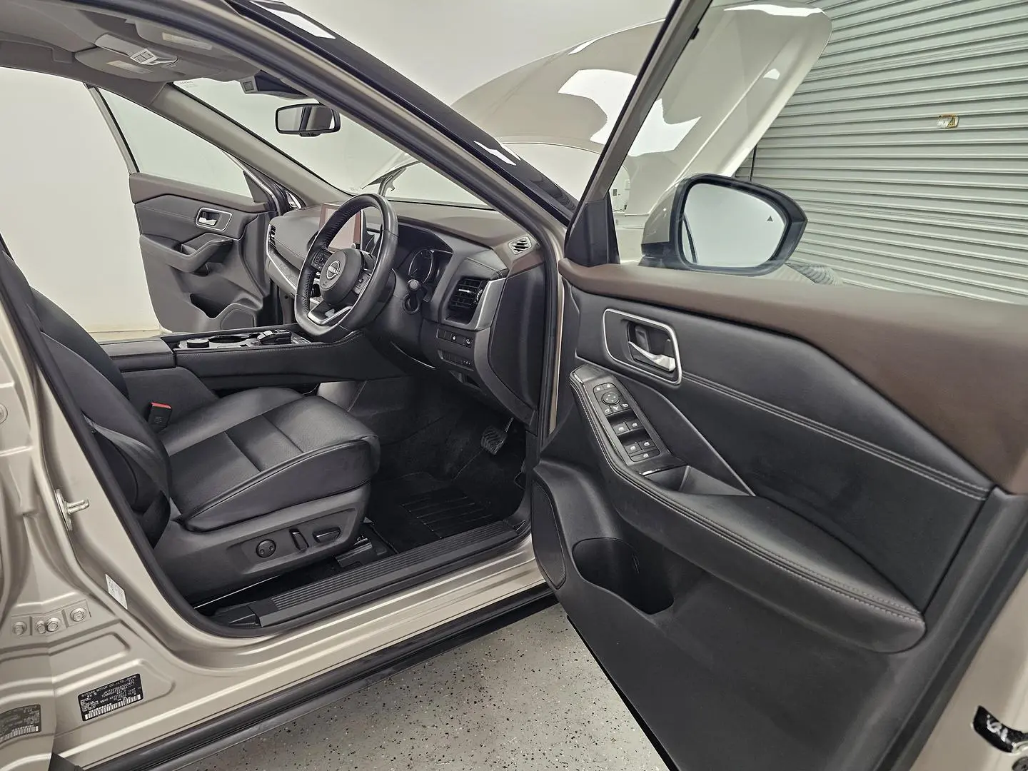 2023 Nissan X-TRAIL Gallery Image 21