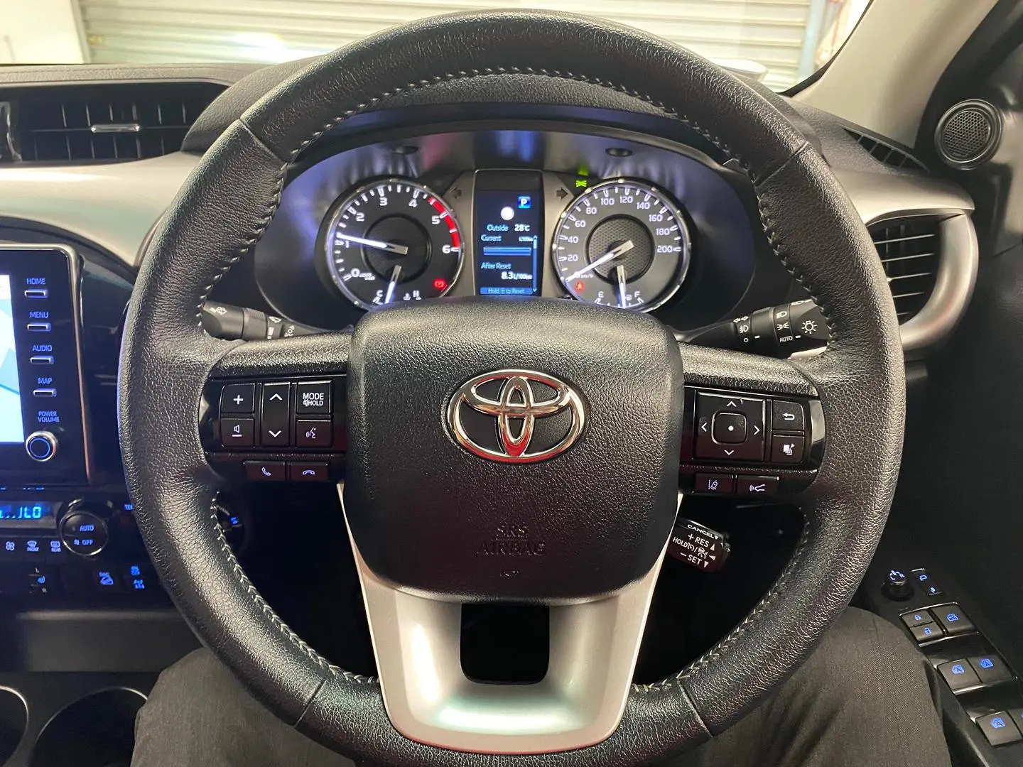 2022 Toyota Hilux Gallery Image 24