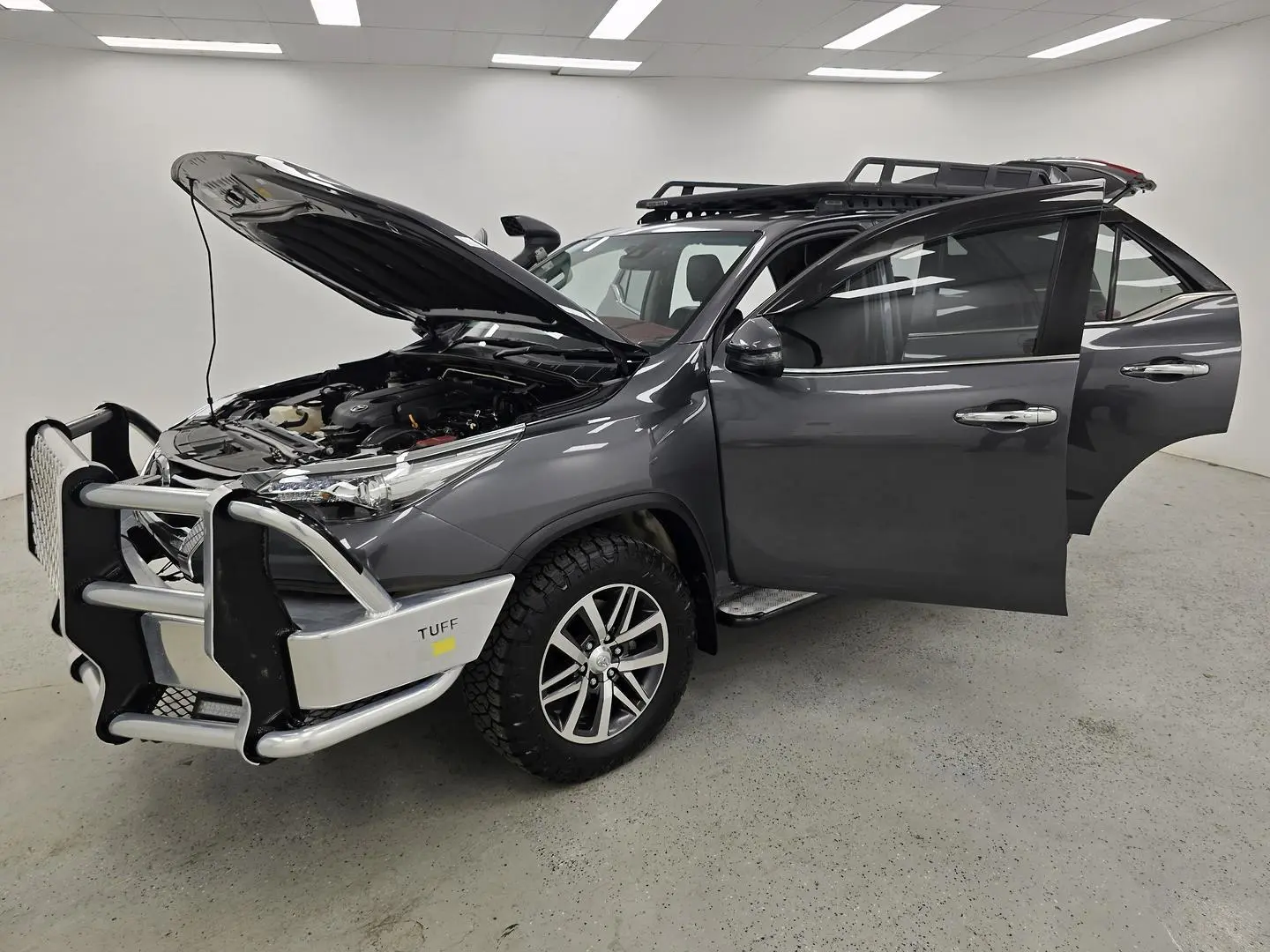 2019 Toyota Fortuner Gallery Image 12