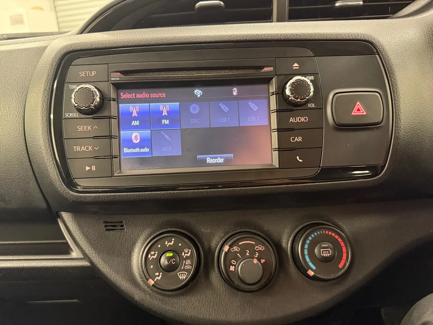 2017 Toyota Yaris Gallery Image 29