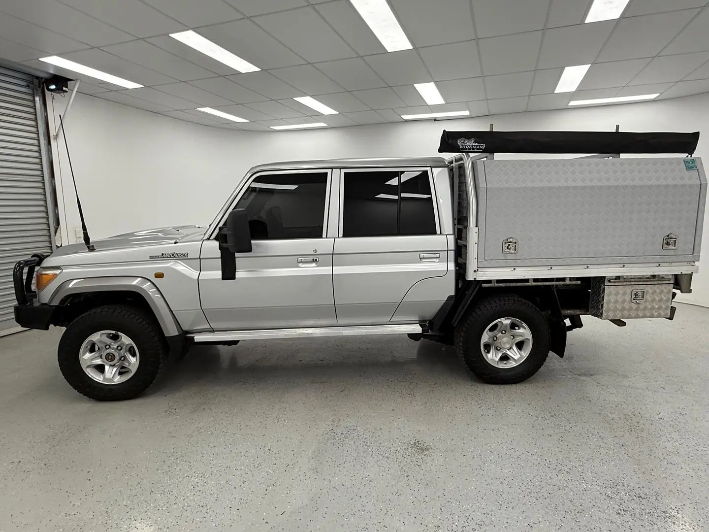 2018 Toyota Landcruiser Gallery Image 6