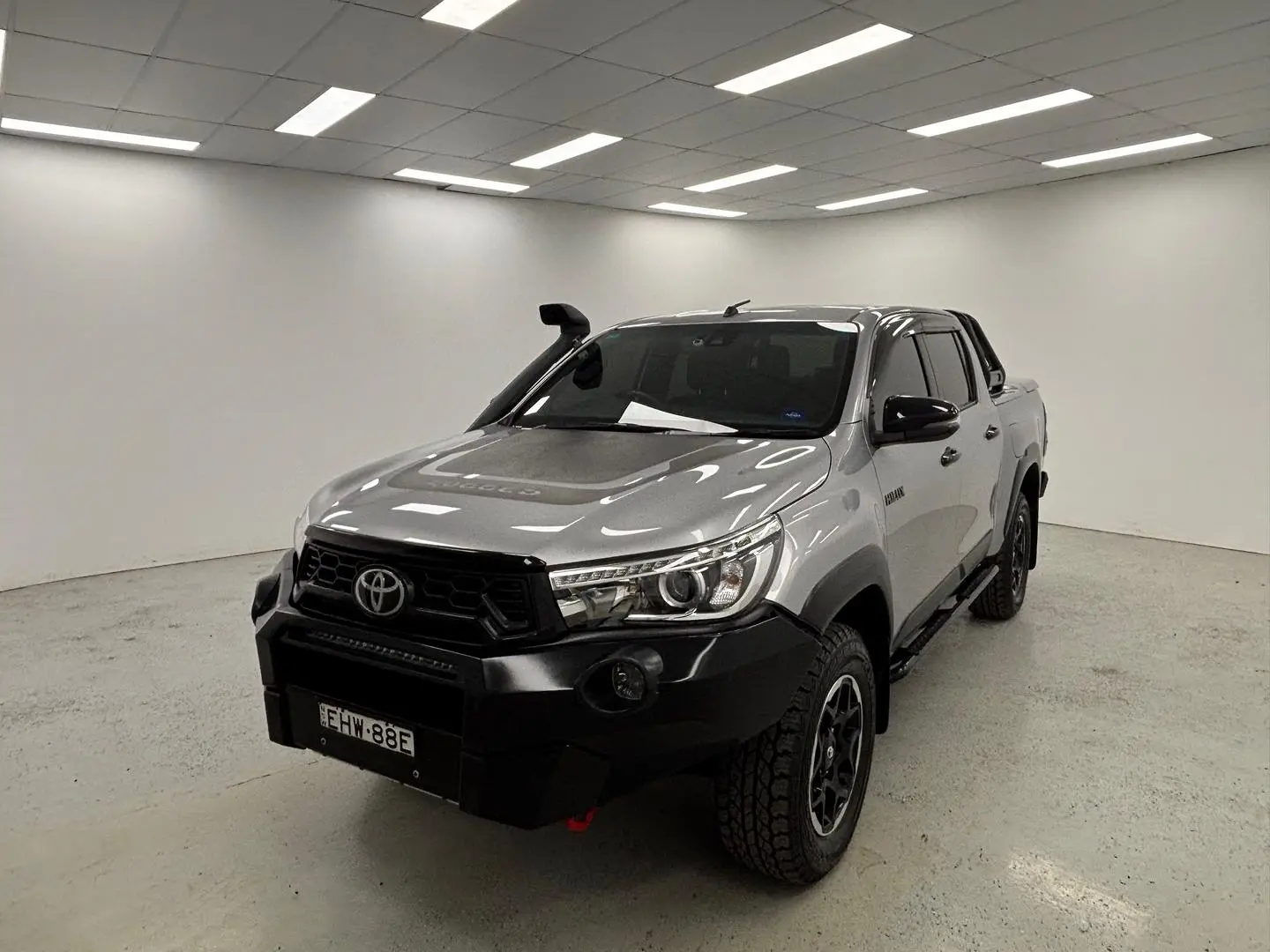 2019 Toyota Hilux Gallery Image 7