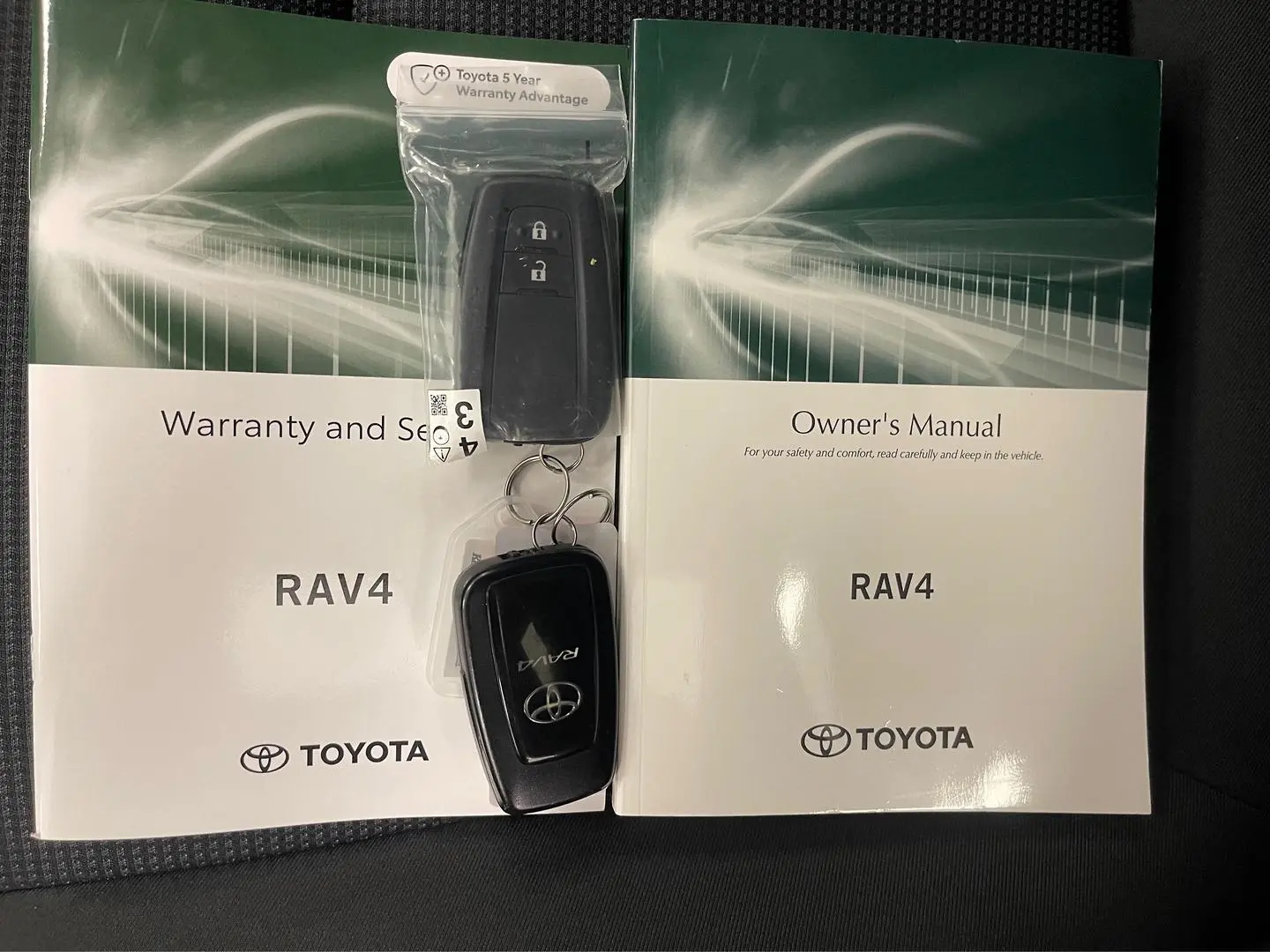 2024 Toyota RAV4 Gallery Image 34