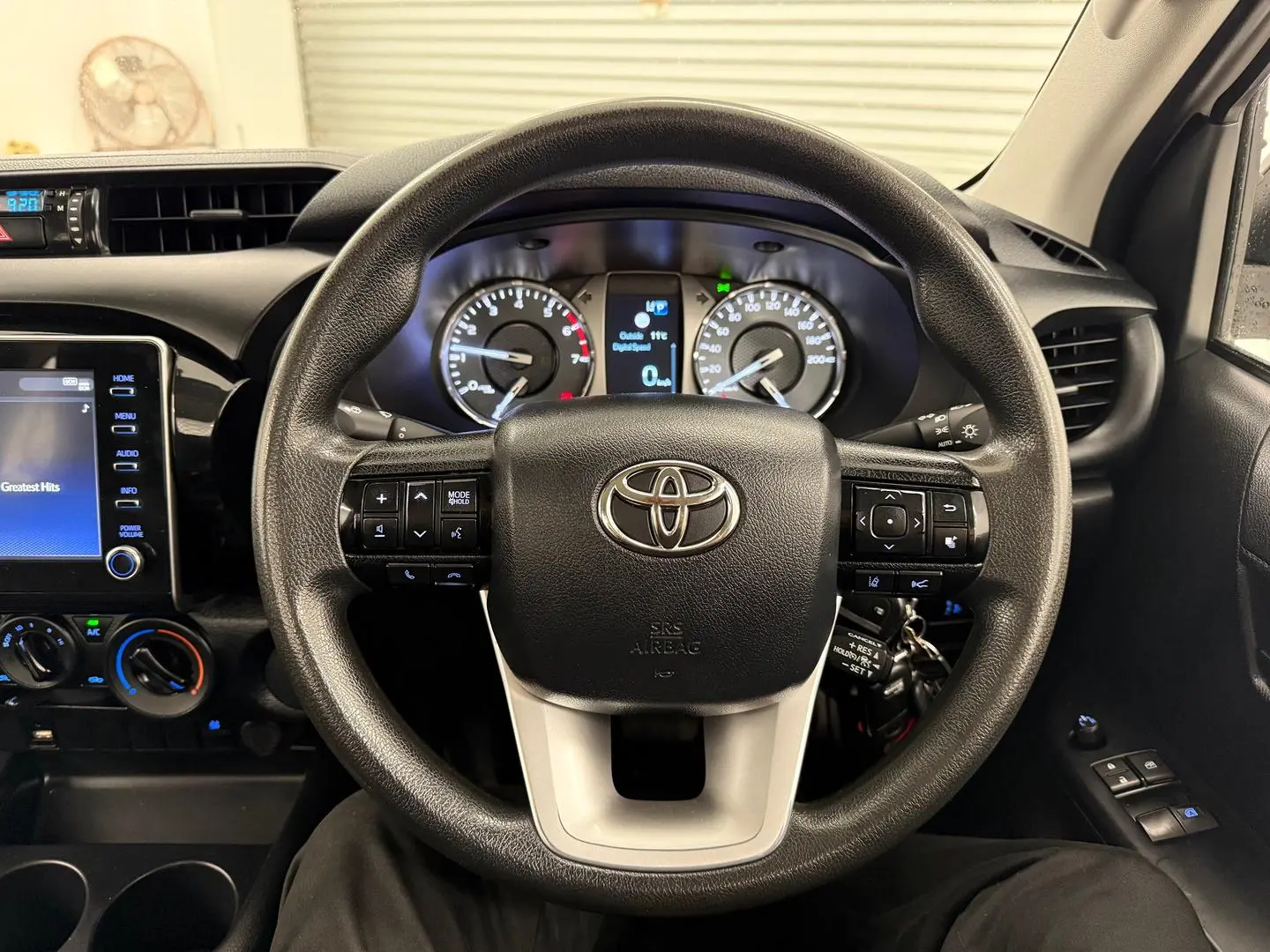 2022 Toyota Hilux Gallery Image 16