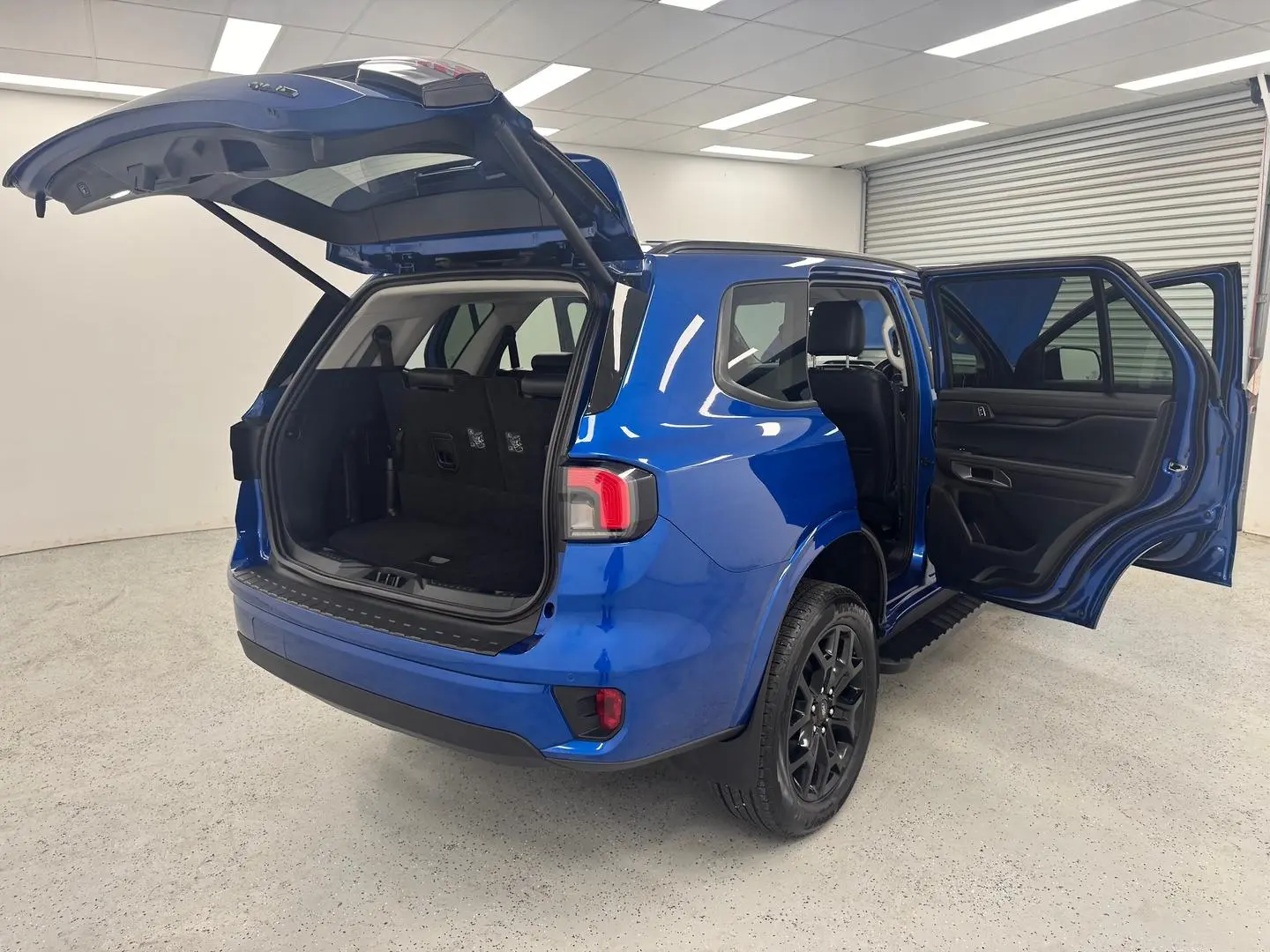 2023 Ford Everest Gallery Image 9